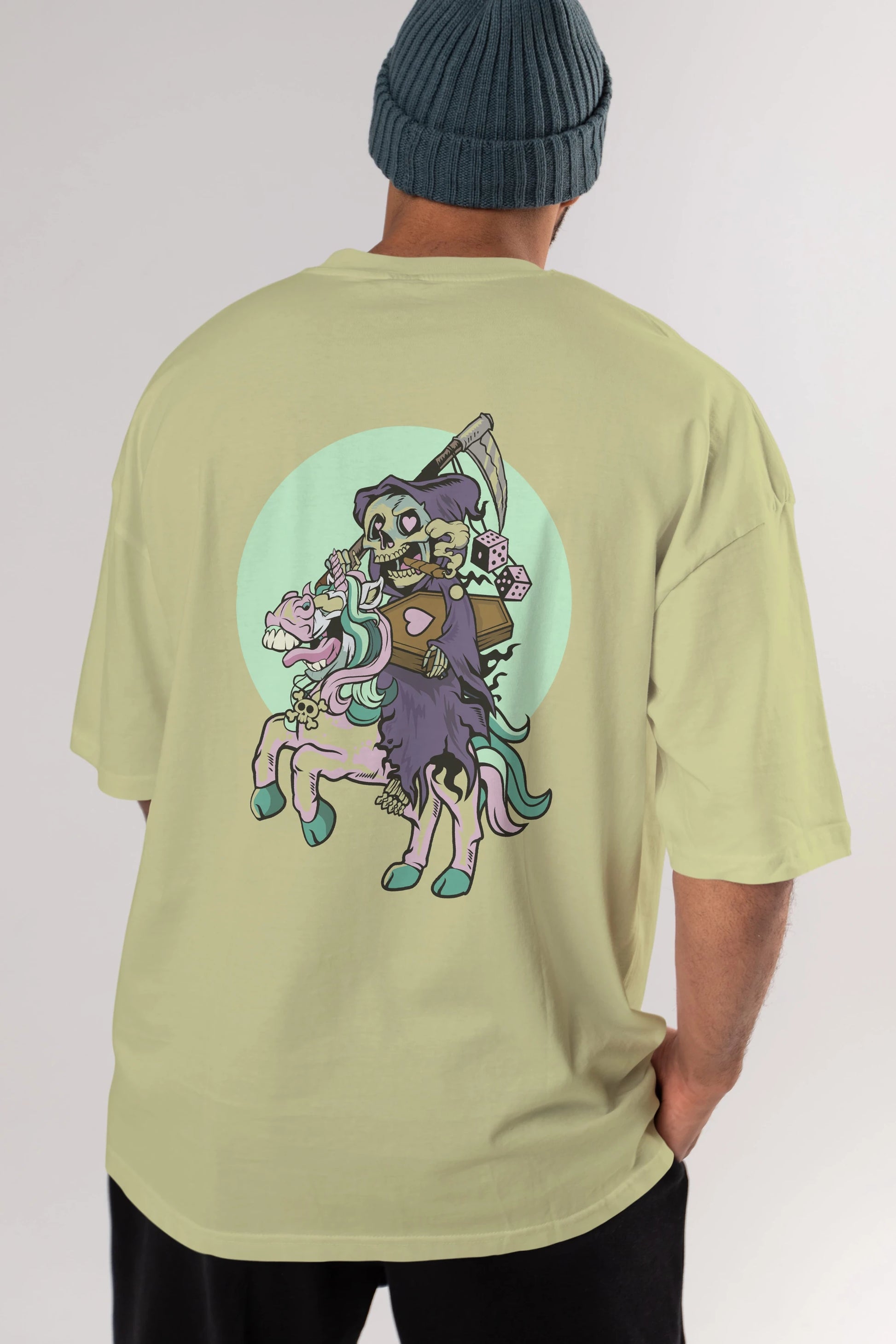 Grim Reaper Riding Unicorn Arka Baskılı Oversize t-shirt Erkek Kadın Unisex %100 Pamuk tişort