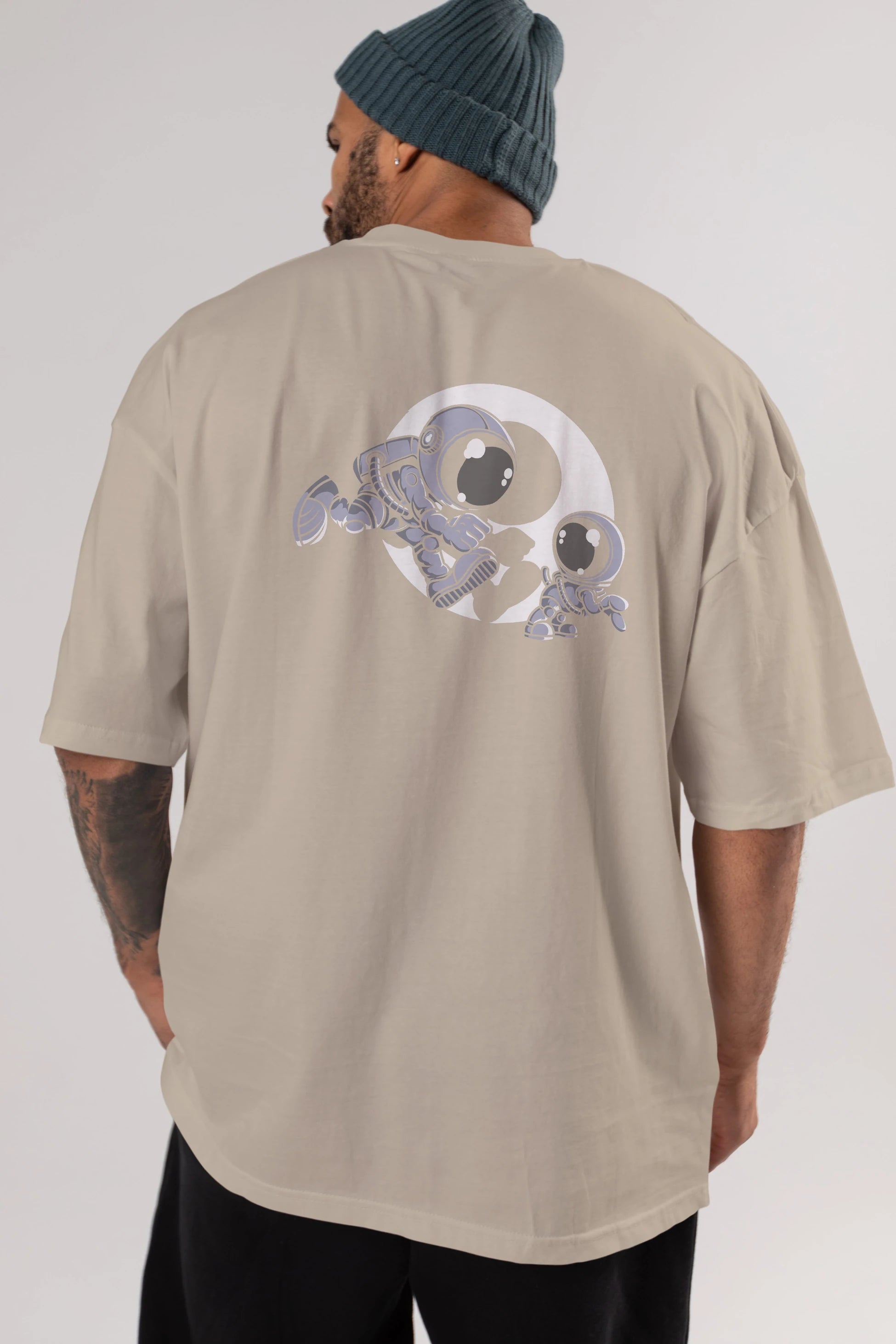 Astronaut And Little Dog Arka Baskılı Oversize t-shirt Erkek Kadın Unisex