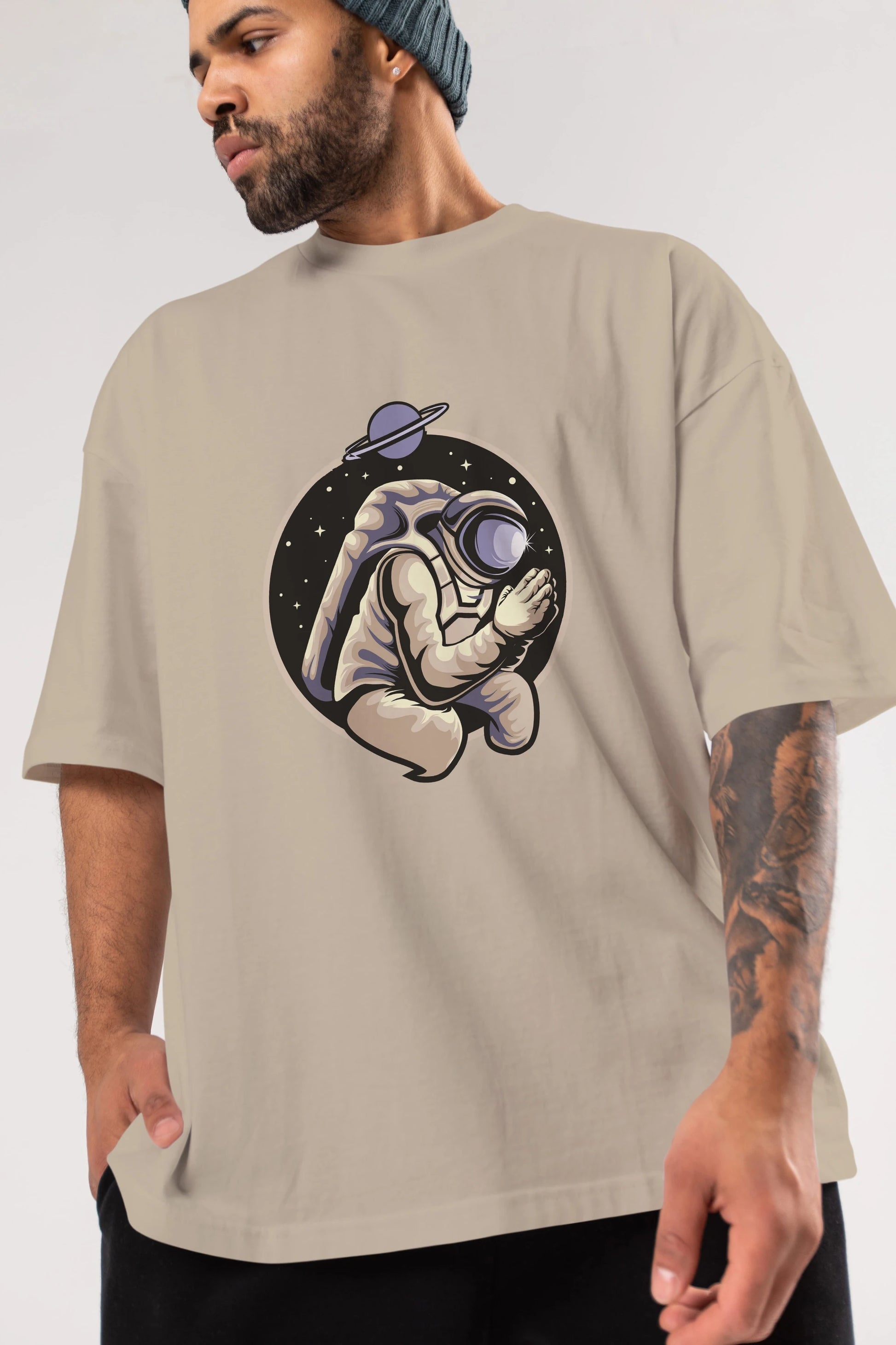 Astronaut Praying Ön Baskılı Oversize t-shirt Erkek Kadın Unisex