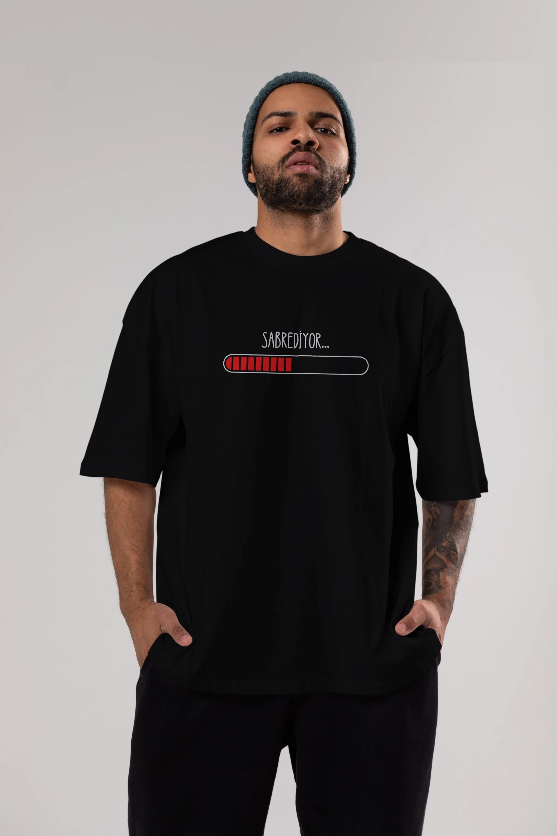 Sabrediyor Yazılı Ön Baskılı Oversize t-shirt Erkek Kadın Unisex