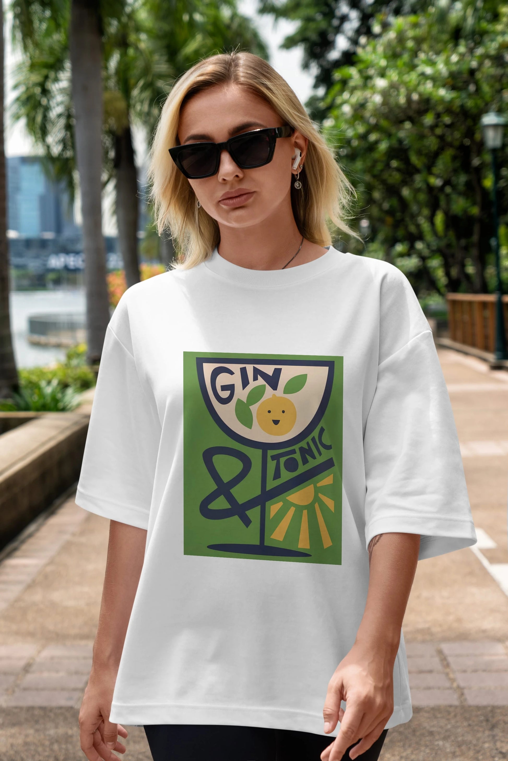 Gin Tonic 3 Ön Baskılı Oversize t-shirt Erkek Kadın Unisex %100 Pamuk Bisiklet Yaka tişort