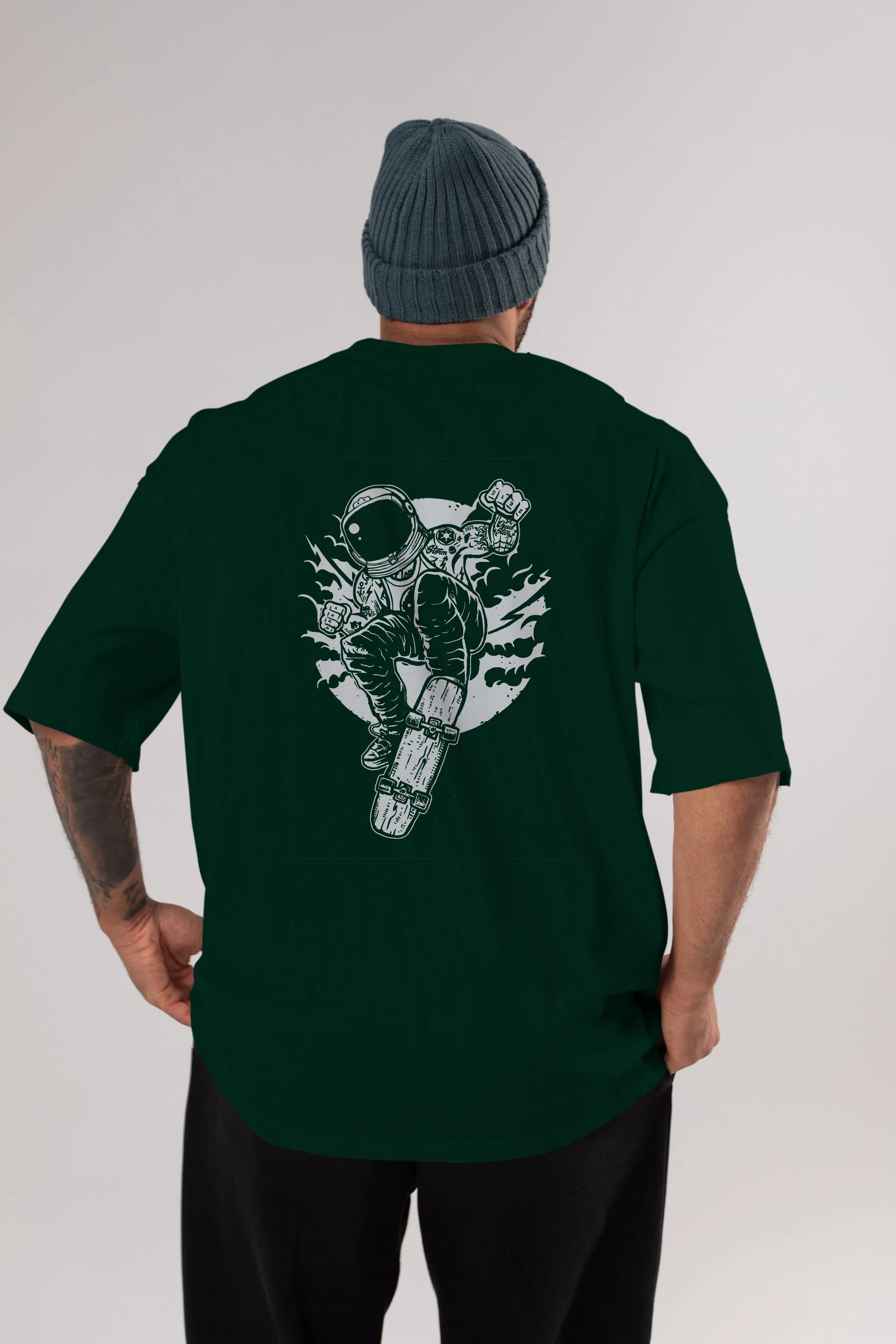Space Skater Arka Baskılı Oversize t-shirt Erkek Kadın Unisex %100 Pamuk