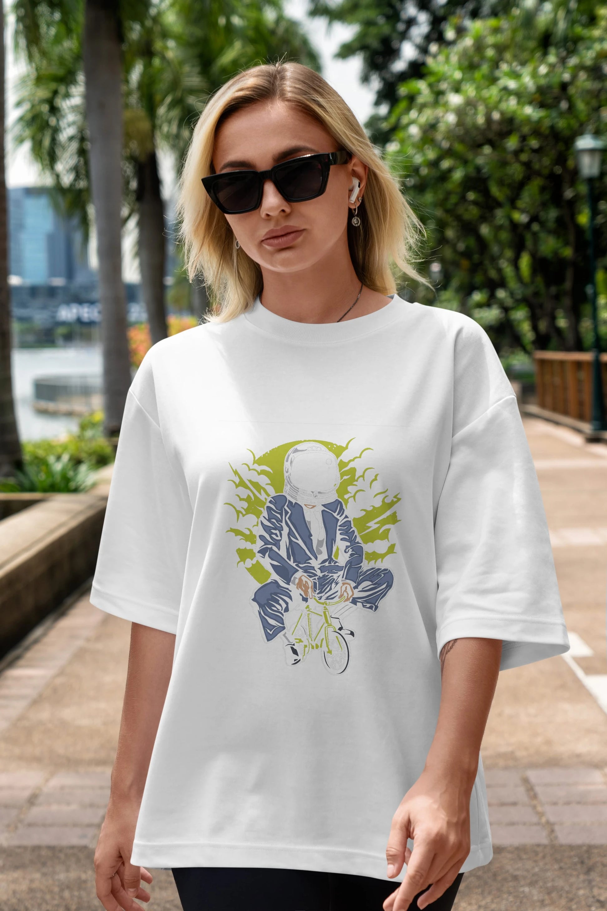 Bike To The Moon Ön Baskılı Oversize t-shirt Erkek Kadın Unisex %100 Pamuk tişort