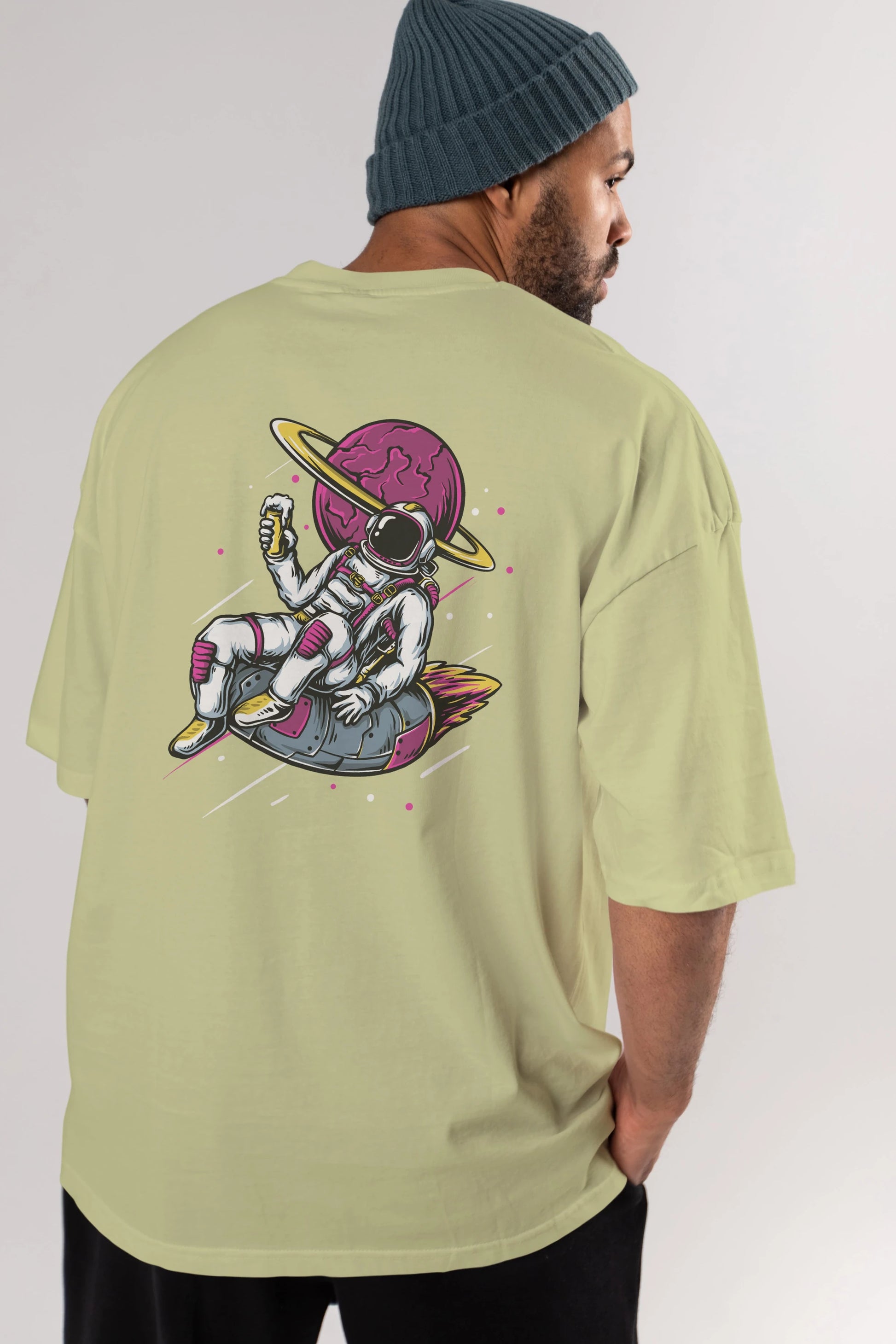 Astronaut Beer Arka Baskılı Oversize t-shirt Erkek Kadın Unisex