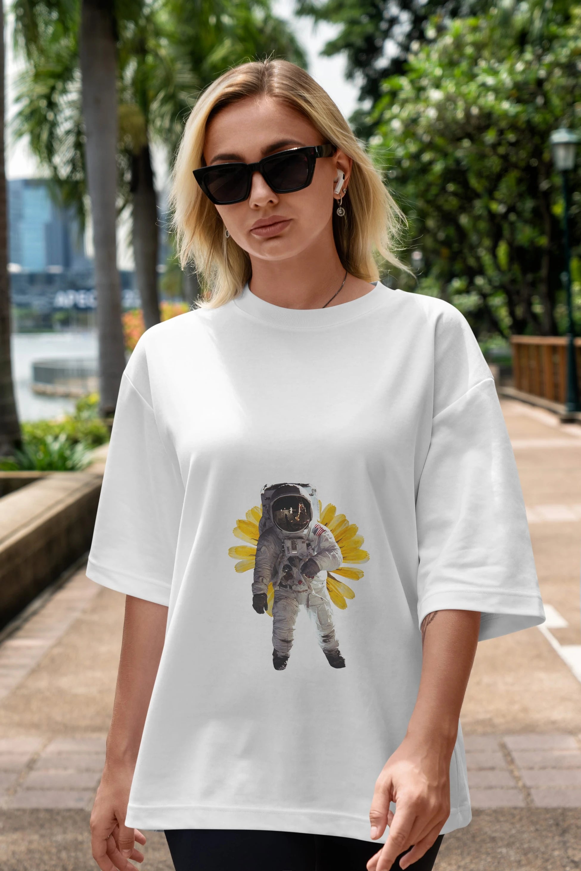Astronaut Streetwear Ön Baskılı Oversize t-shirt Erkek Kadın Unisex