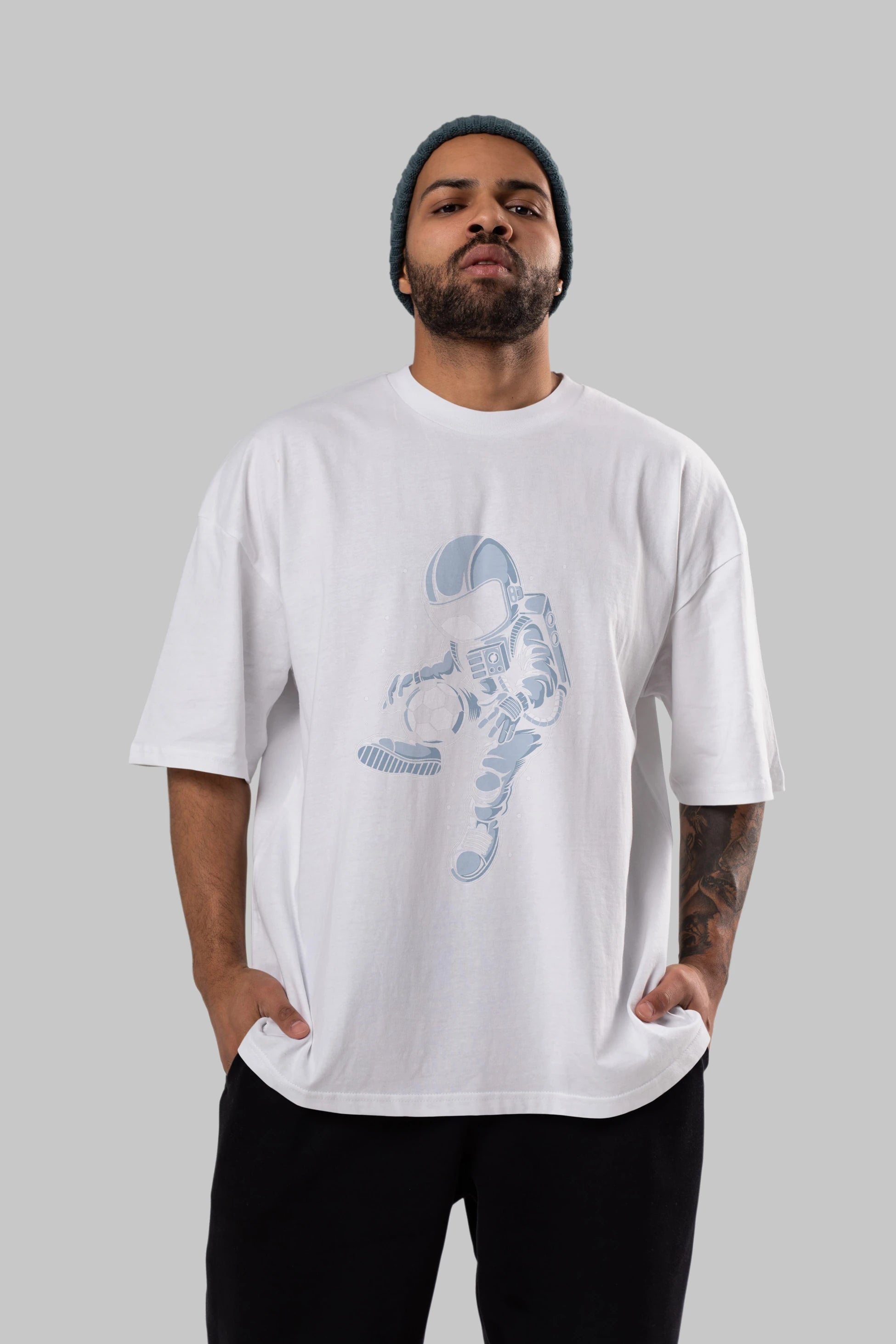 Astronaut Soccer Player Ön Baskılı Oversize t-shirt Erkek Kadın Unisex