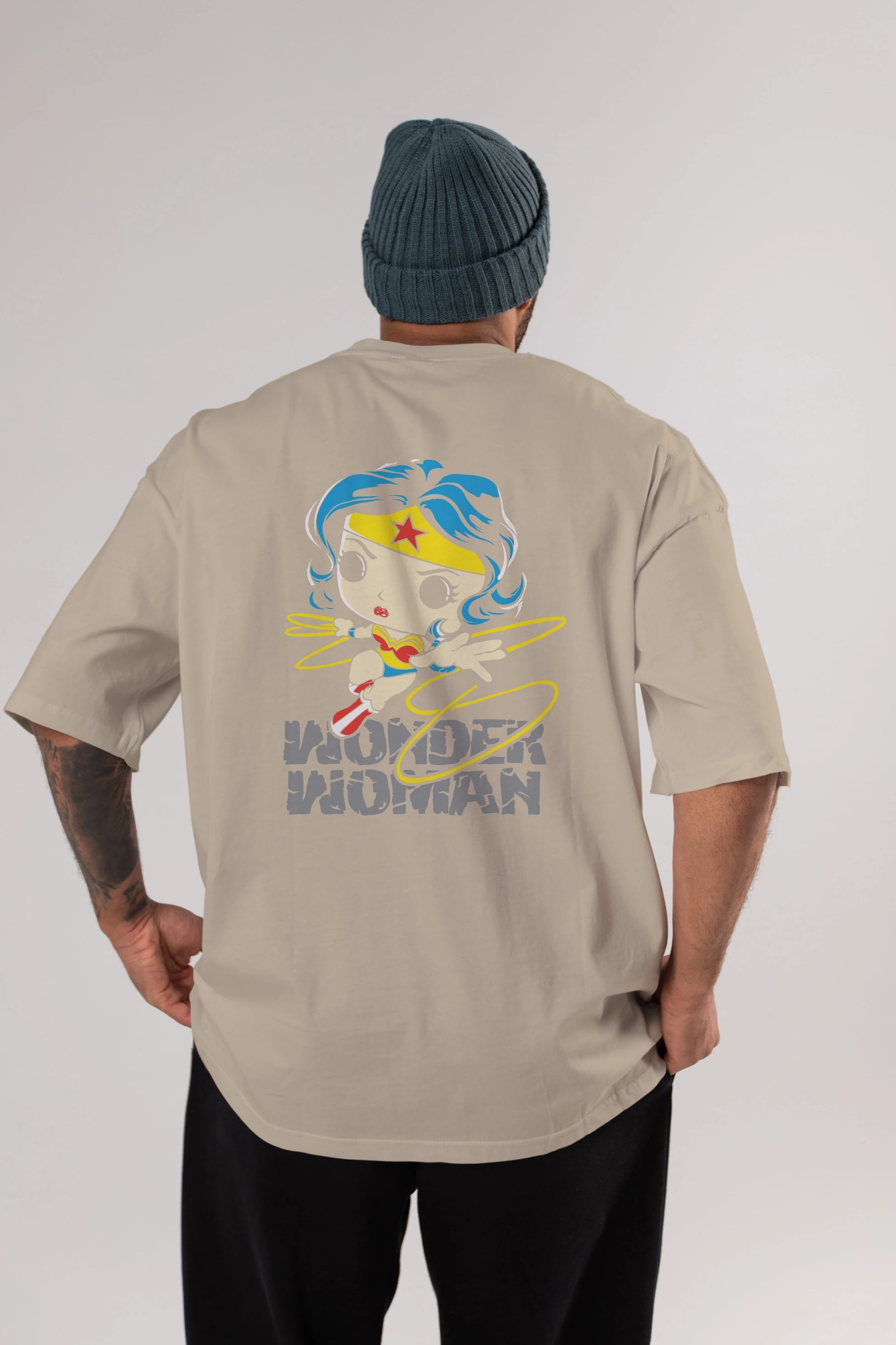 Wonder Woman Arka Baskılı Oversize t-shirt Erkek Kadın Unisex %100 Pamuk Bisiklet Yaka tişort