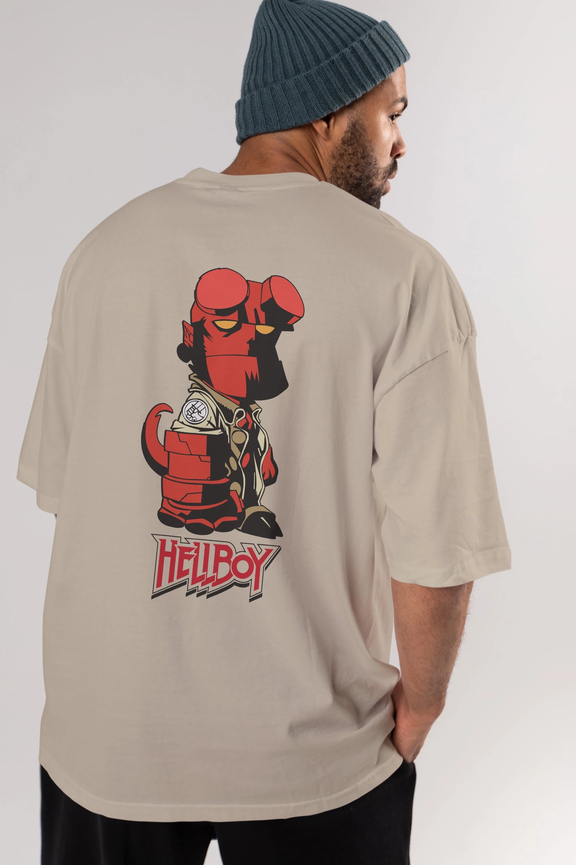 Hellboy (1) Arka Baskılı Oversize t-shirt Erkek Kadın Unisex %100 Pamuk Bisiklet Yaka tişort