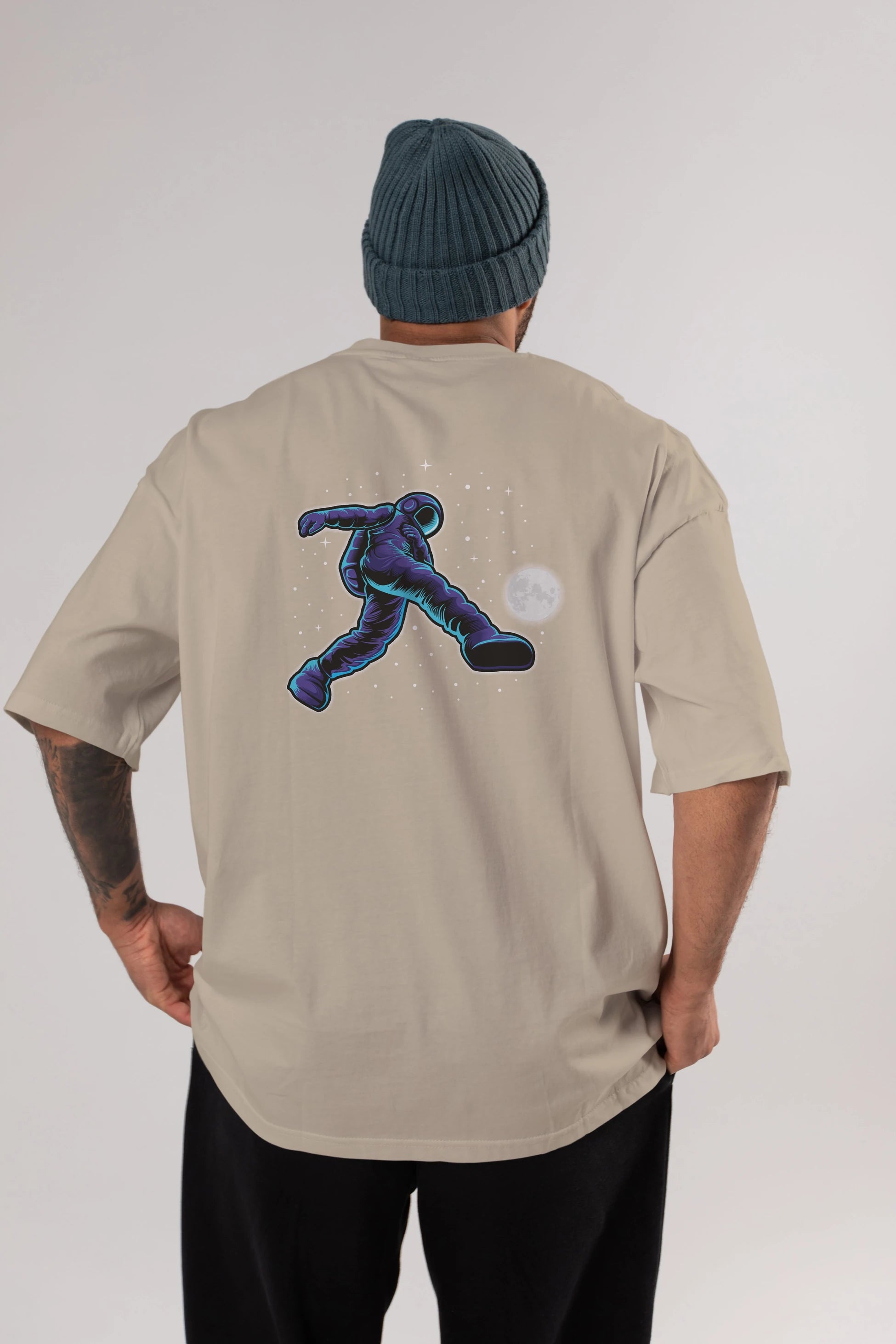 Astroball in Space Arka Baskılı Oversize t-shirt Erkek Kadın Unisex