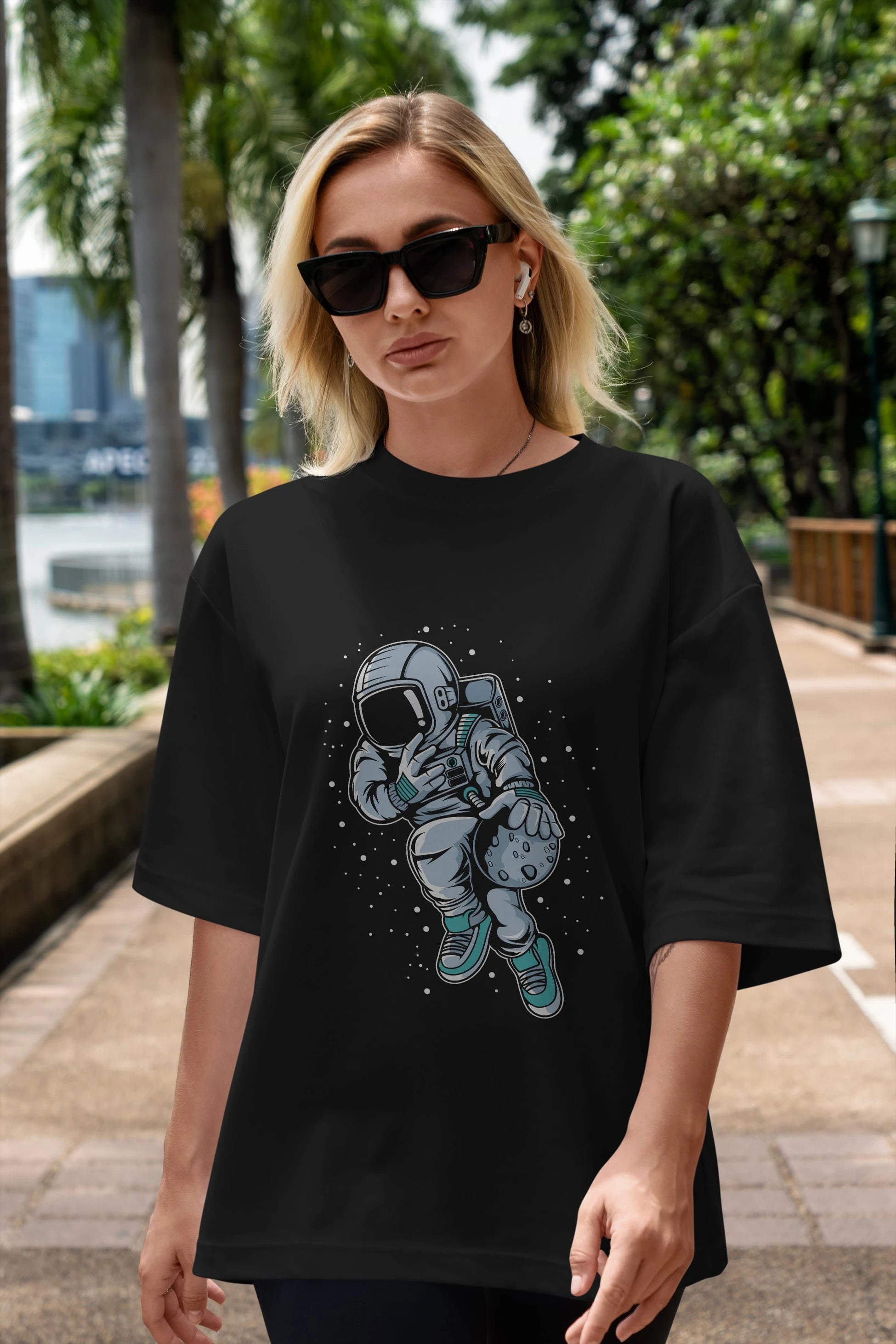 Astronaut Basketball (2) Ön Baskılı Oversize t-shirt Erkek Kadın Unisex