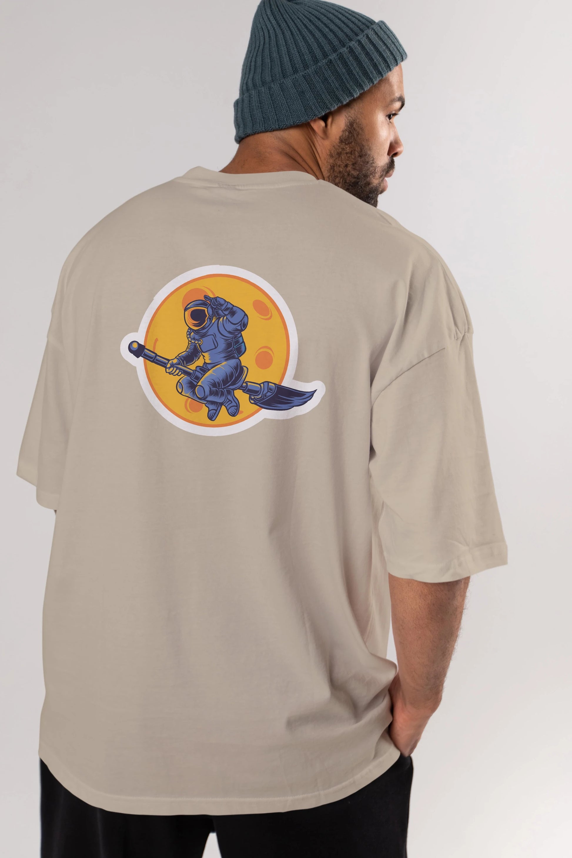 Space Witch Sticker Arka Baskılı Oversize t-shirt Erkek Kadın Unisex