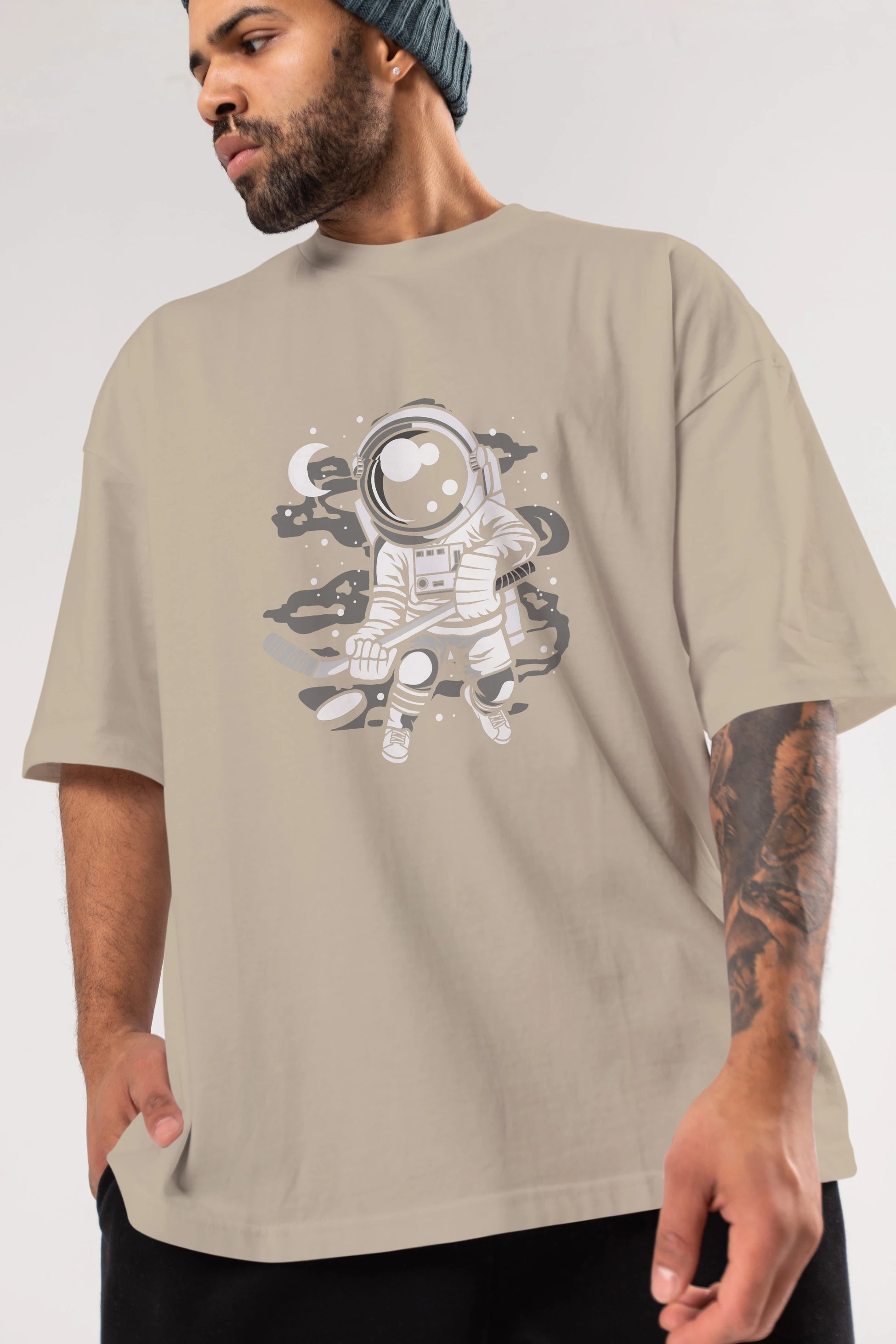 Hockey Player Astronaut Ön Baskılı Oversize t-shirt Erkek Kadın Unisex