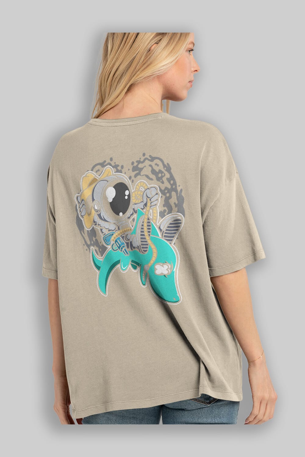 Astronaut Riding Shark Arka Baskılı Oversize t-shirt Erkek Kadın Unisex