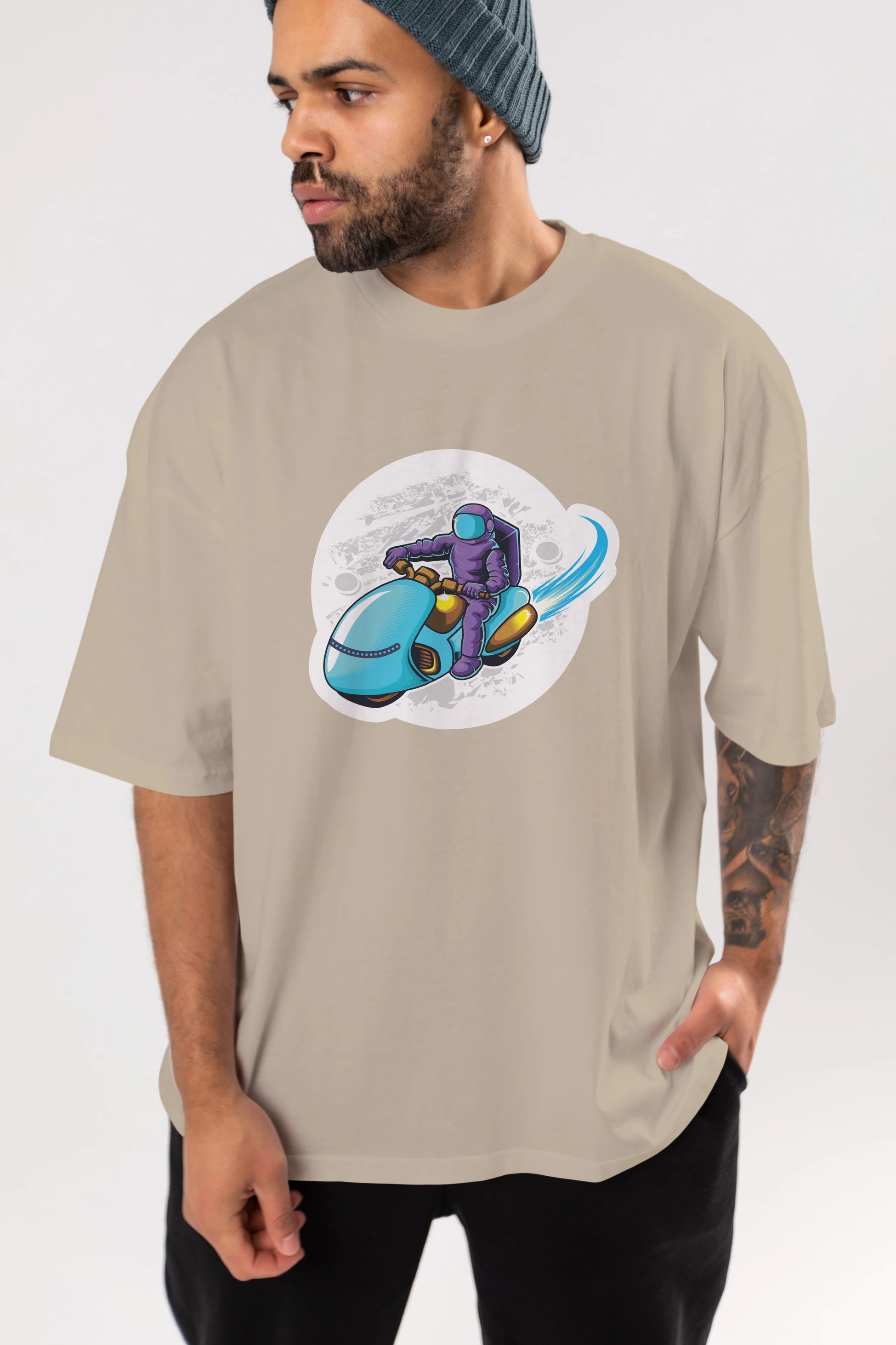 Astrorider in Space Sticker Ön Baskılı Oversize t-shirt Erkek Kadın Unisex