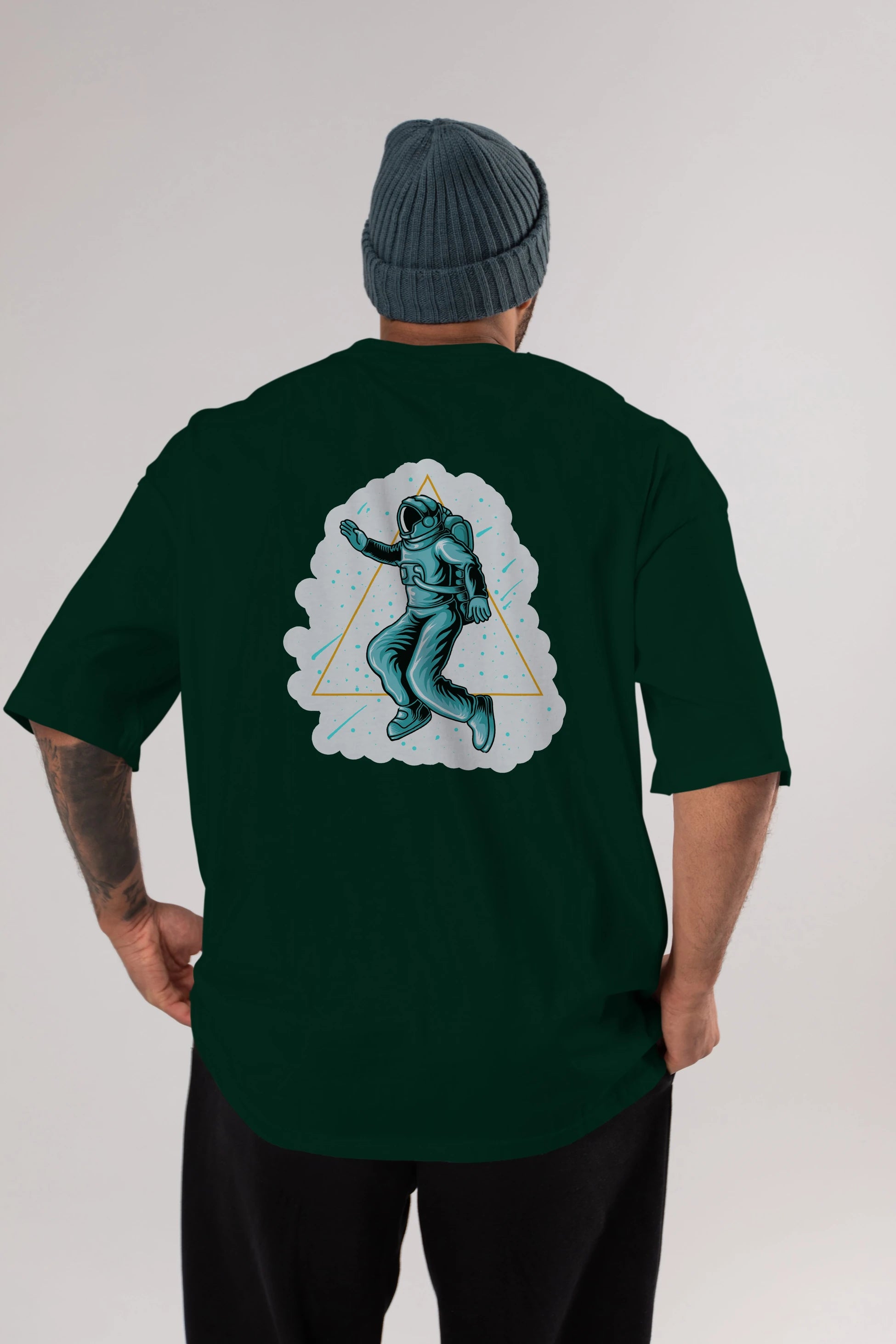 Astronaut Starry Triangle Sticker Arka Baskılı Oversize t-shirt Erkek Kadın Unisex