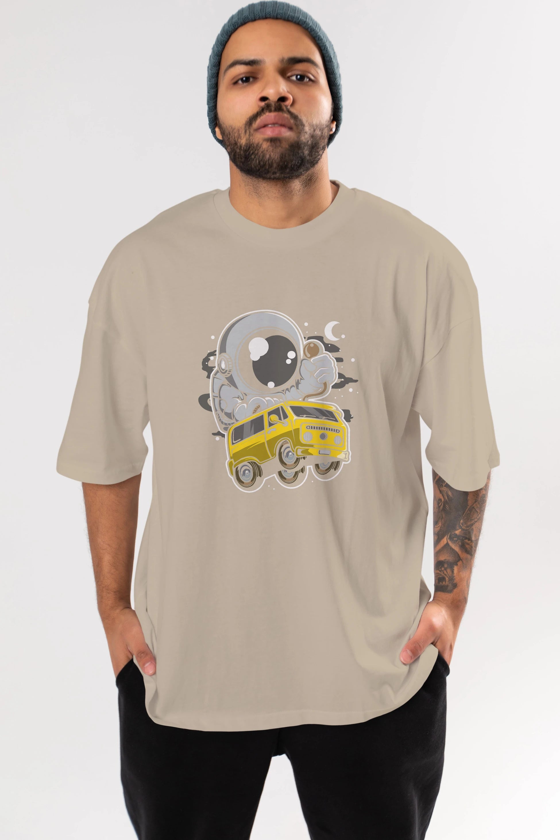Astronaut Car Racer Ön Baskılı Oversize t-shirt Erkek Kadın Unisex