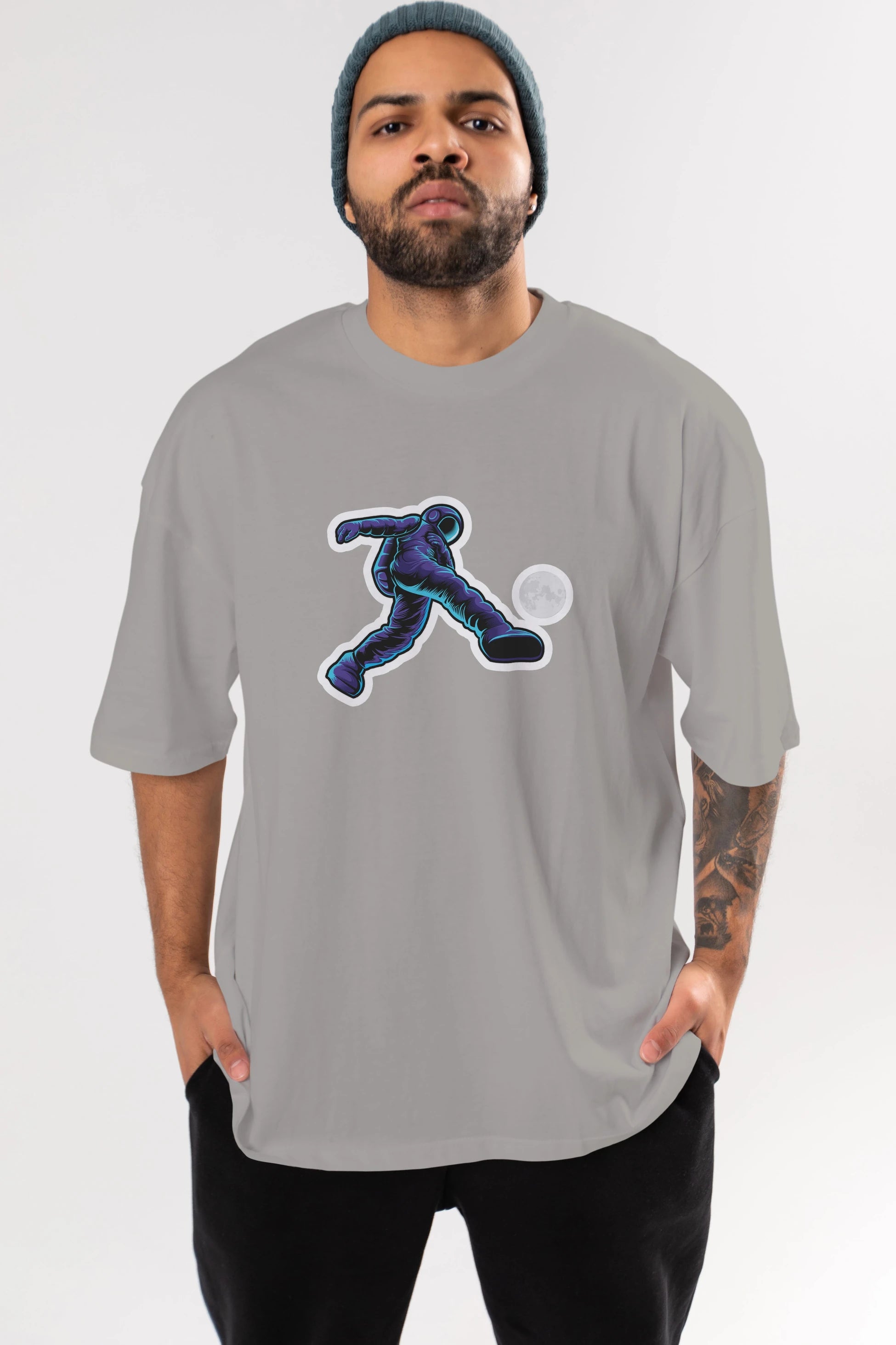 Astroball in Space Sticker Ön Baskılı Oversize t-shirt Erkek Kadın Unisex
