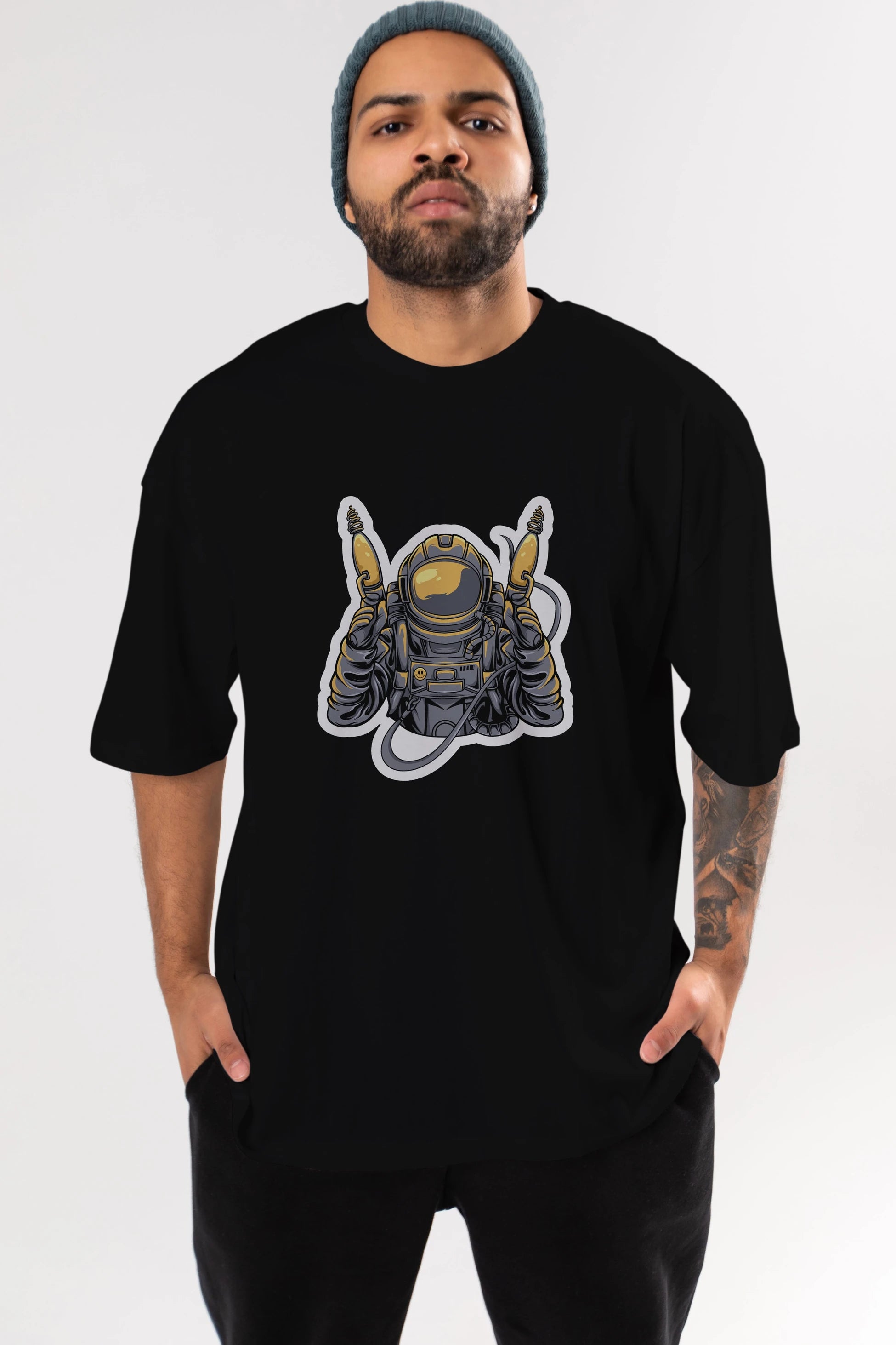 Alien Hunter Sticker Ön Baskılı Oversize t-shirt Erkek Kadın Unisex