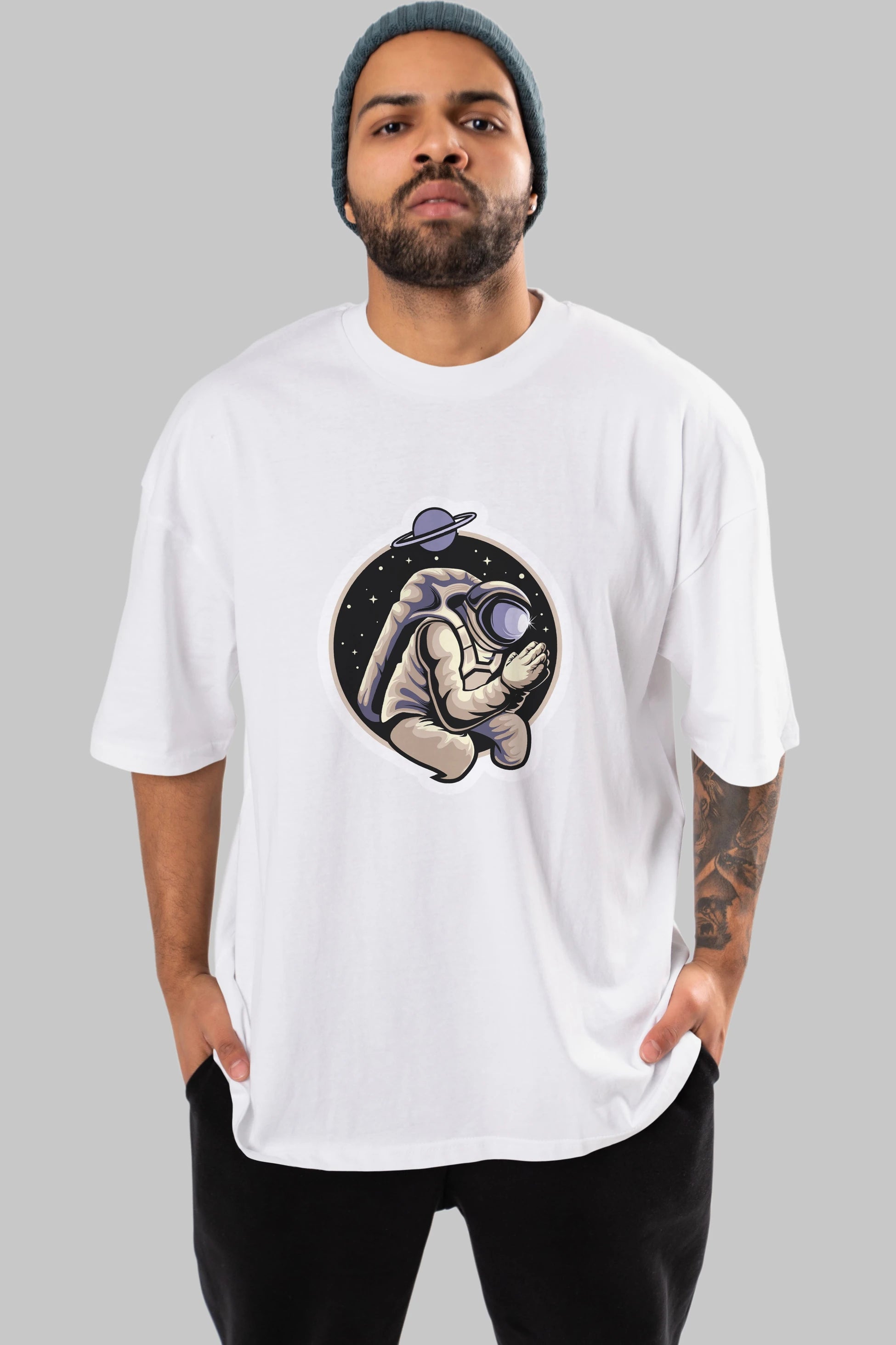 Astronaut Praying Sticker Ön Baskılı Oversize t-shirt Erkek Kadın Unisex