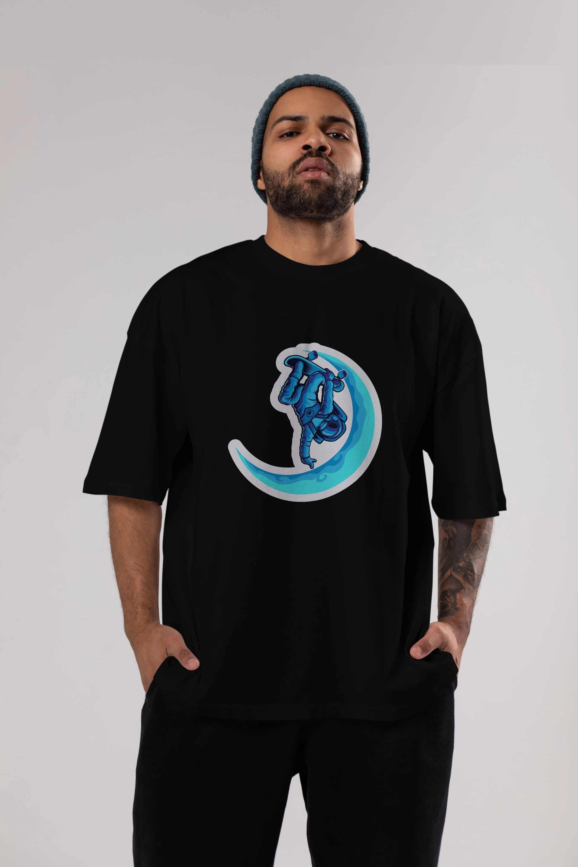 Skating on the moon sticker Ön Baskılı Oversize t-shirt Erkek Kadın Unisex