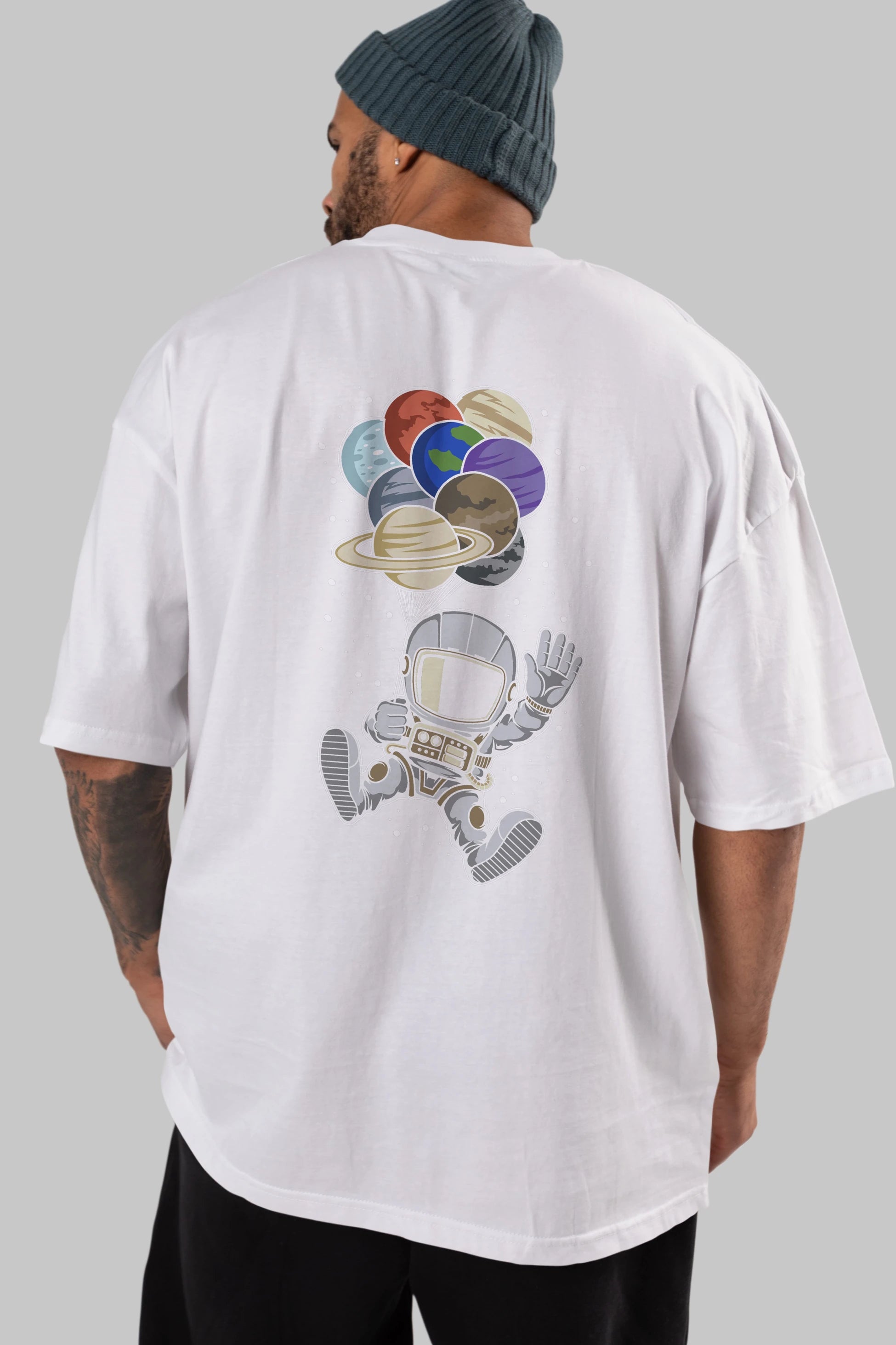 Astronaut Baloon Planets Arka Baskılı Oversize t-shirt Erkek Kadın Unisex