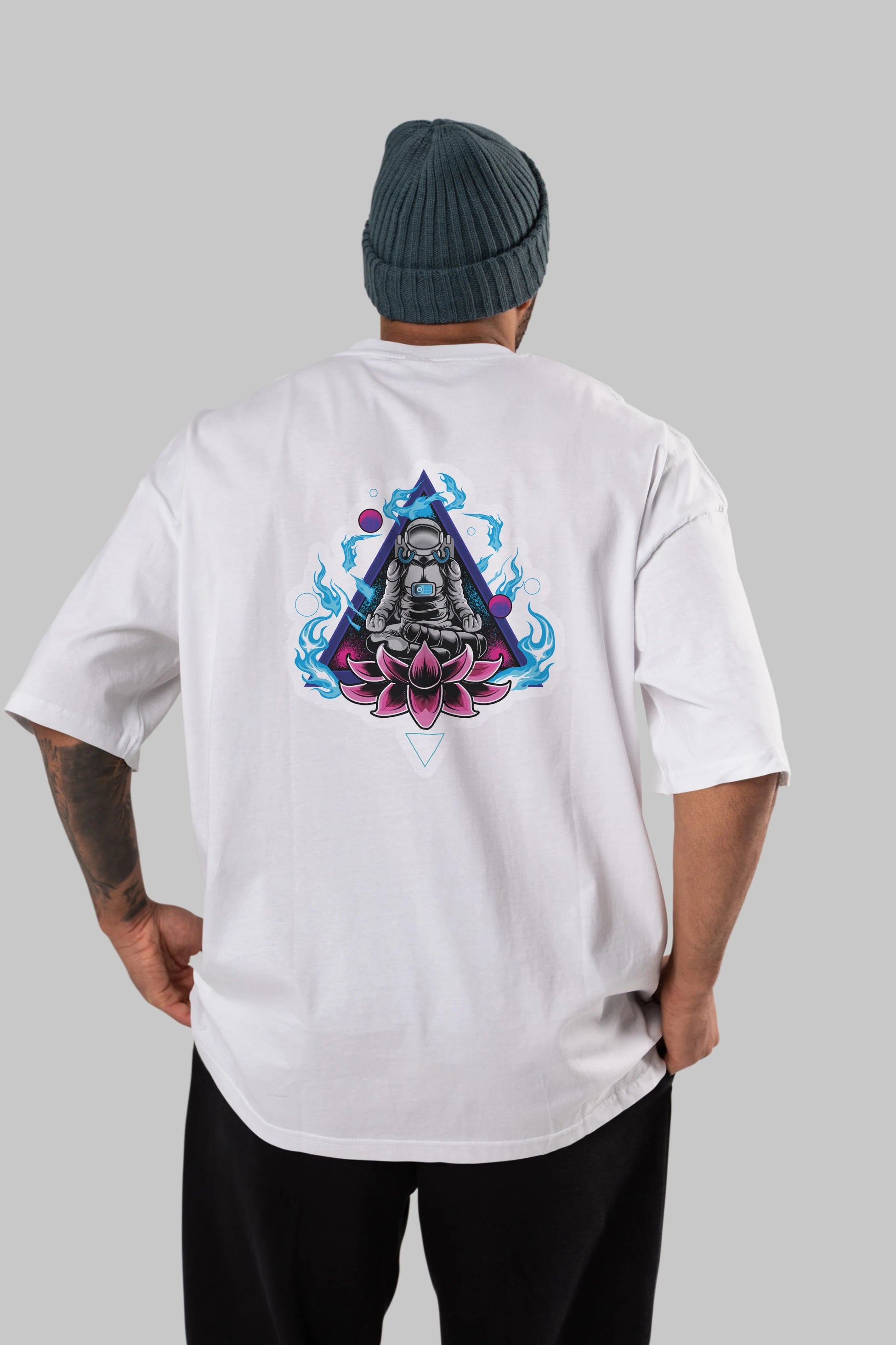 Astronaut Meditation Sticker Arka Baskılı Oversize t-shirt Erkek Kadın Unisex