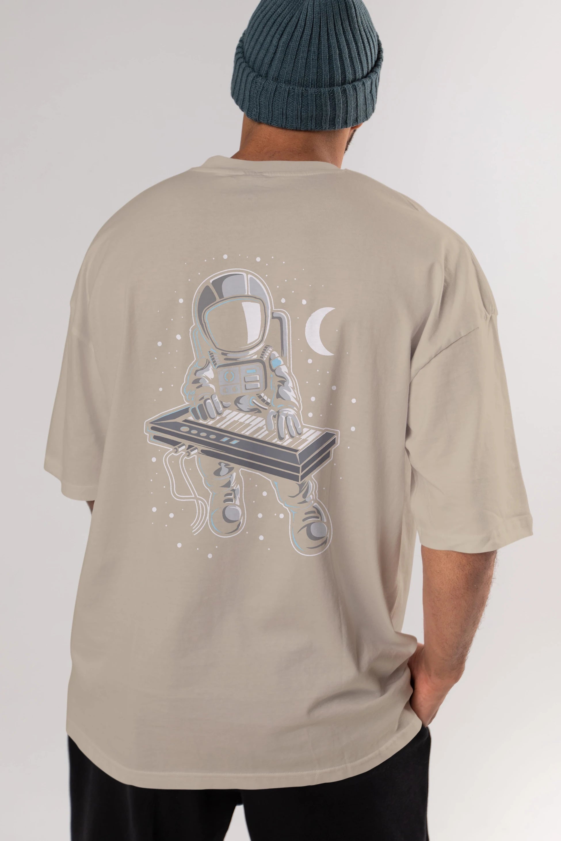 Astronaut Keyboard (2) Arka Baskılı Oversize t-shirt Erkek Kadın Unisex