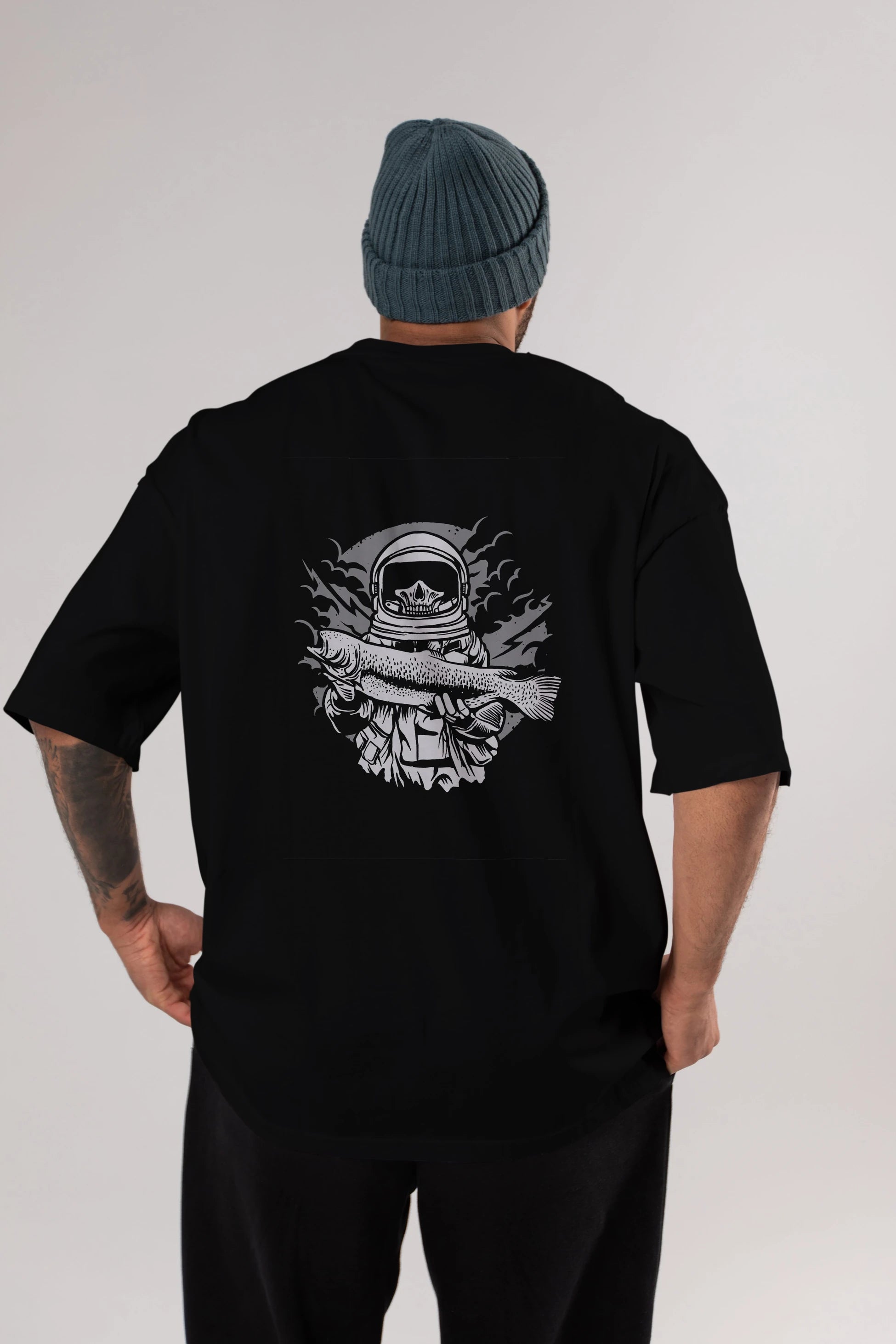 Astronaut Fishing Arka Baskılı Oversize t-shirt Erkek Kadın Unisex %100 Pamuk