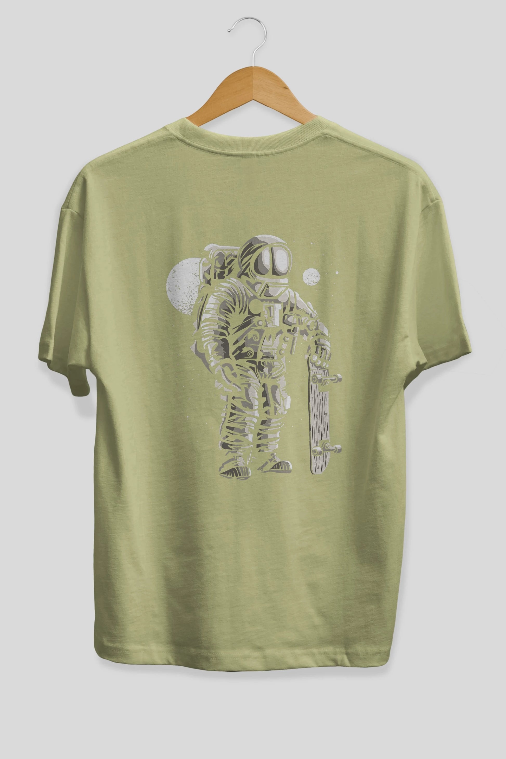 Astronaut Skater Arka Baskılı Oversize t-shirt Erkek Kadın Unisex %100 Pamuk
