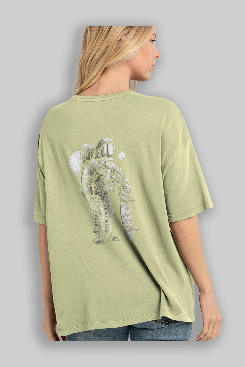 Astronaut Skater Arka Baskılı Oversize t-shirt Erkek Kadın Unisex %100 Pamuk