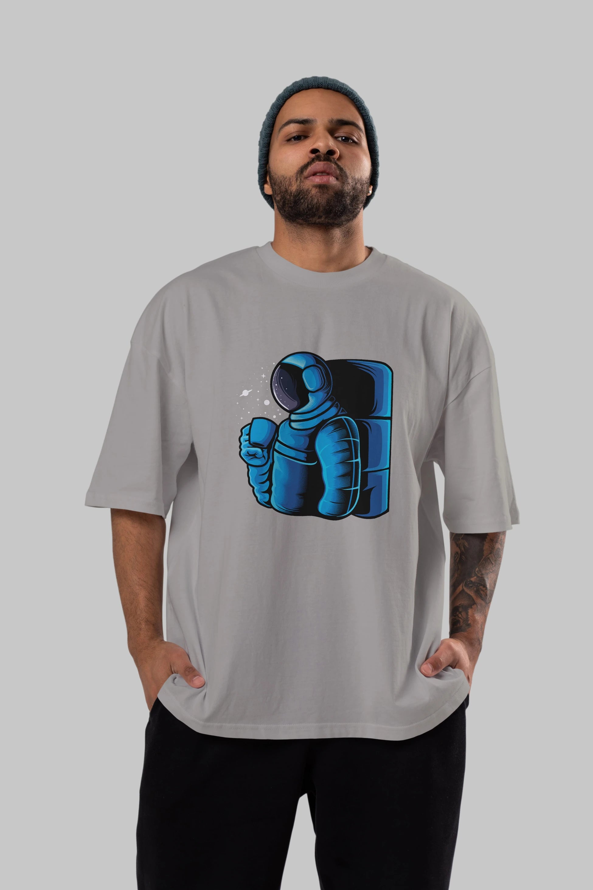 Drinking coffee in space Ön Baskılı Oversize t-shirt Erkek Kadın Unisex
