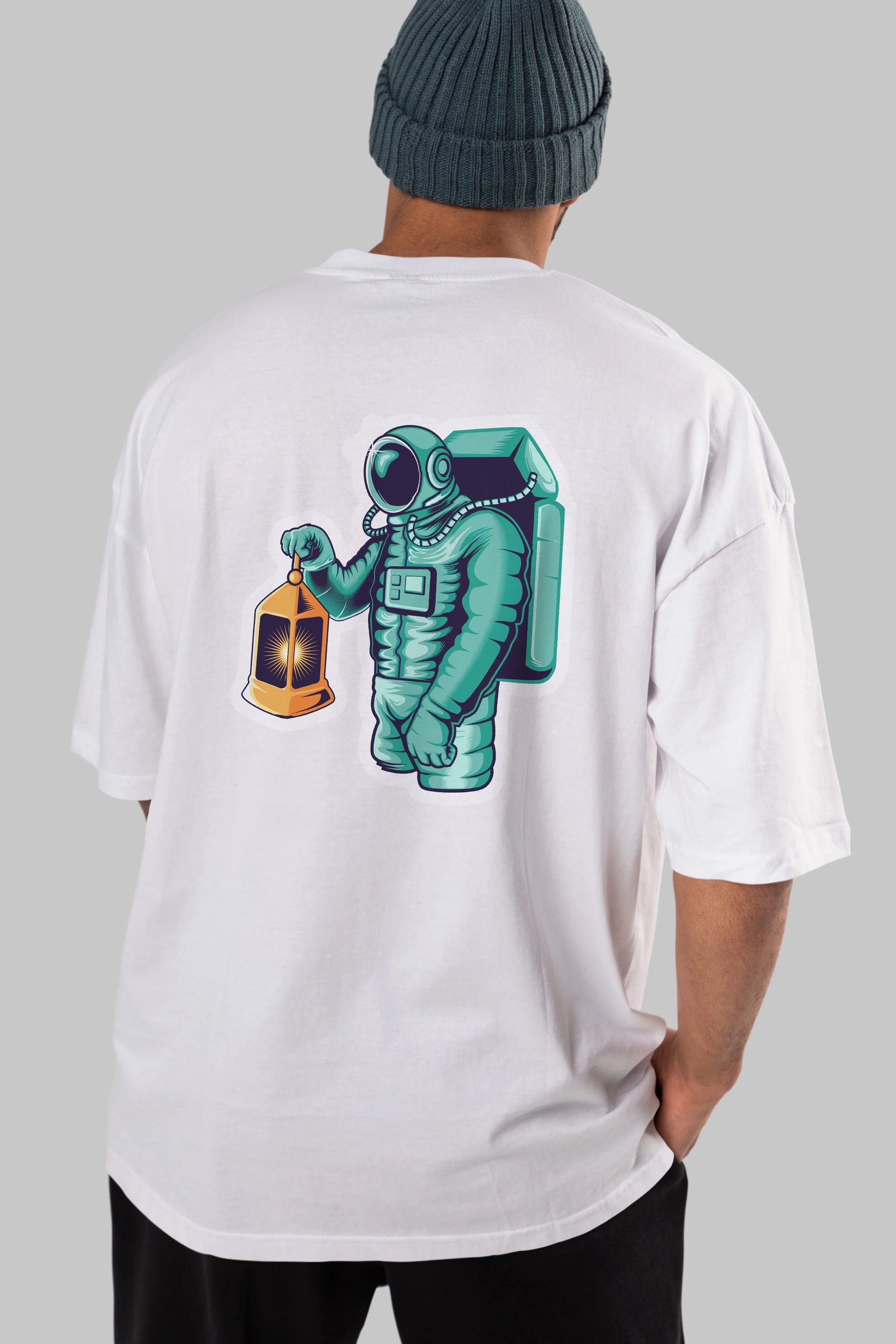 Astronaut Lantern Sticker Arka Baskılı Oversize t-shirt Erkek Kadın Unisex