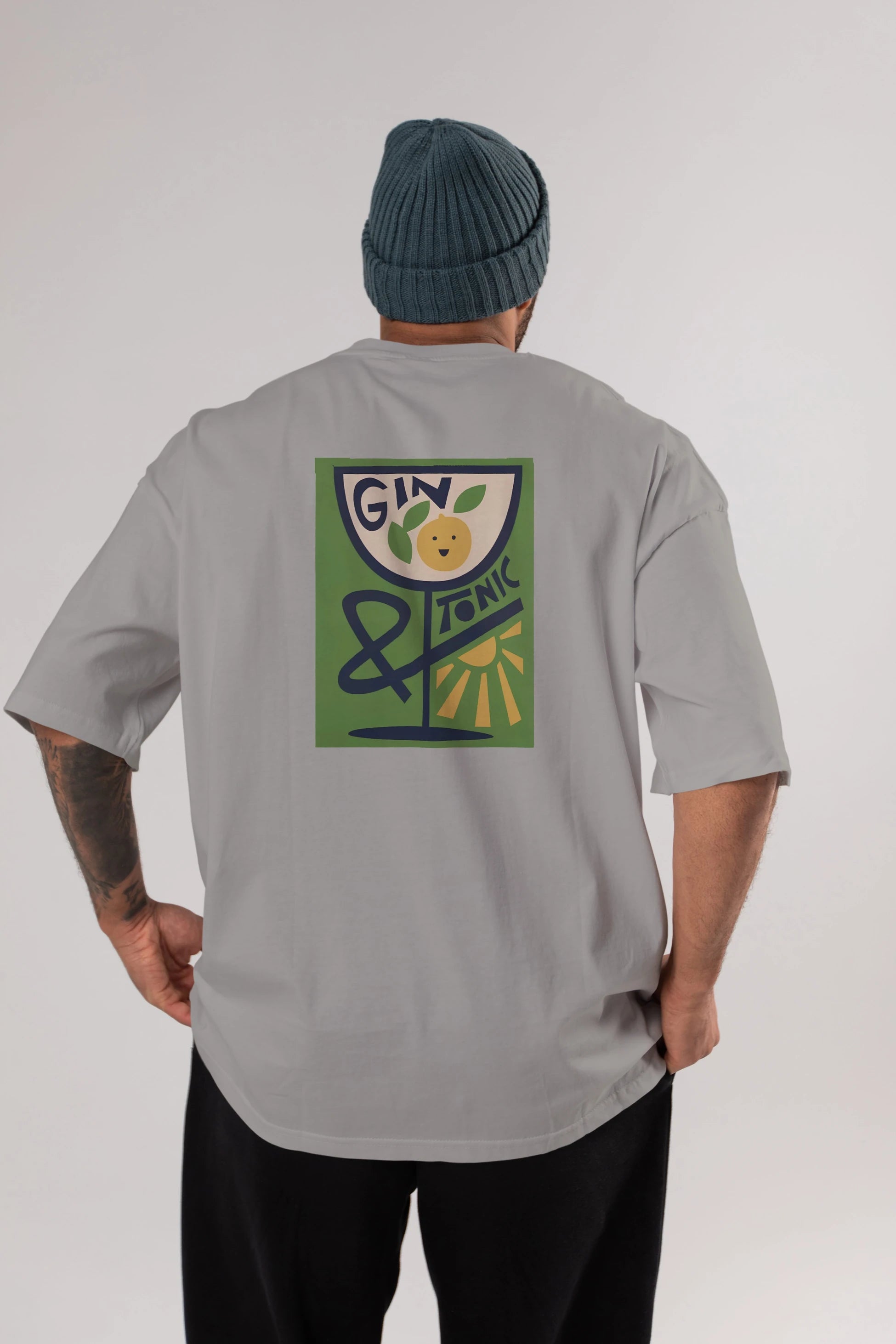 Gin Tonic 3 Arka Baskılı Oversize t-shirt Erkek Kadın Unisex %100 Pamuk Bisiklet Yaka tişort