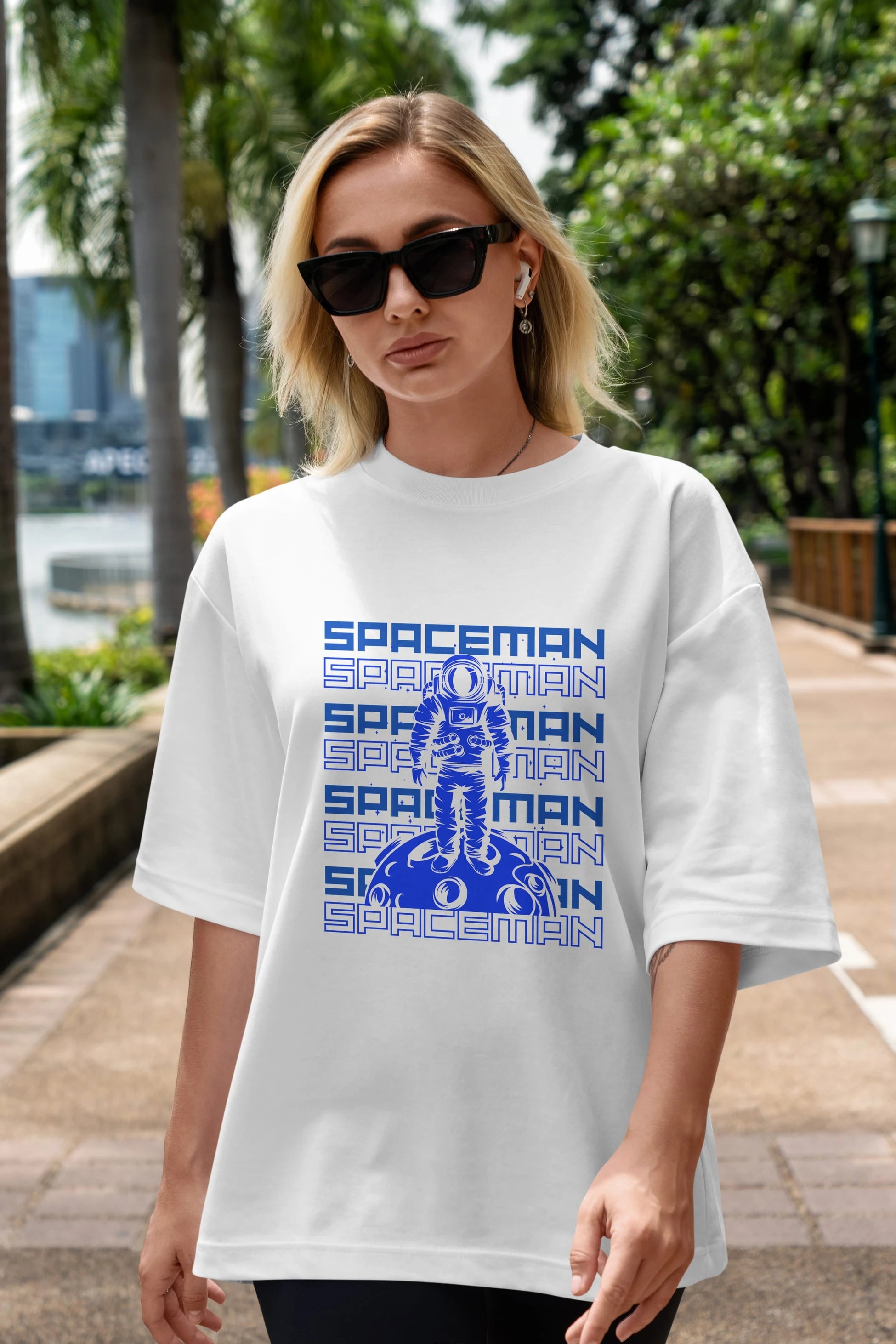 Spaceman Yazılı Ön Baskılı Oversize t-shirt Erkek Kadın Unisex