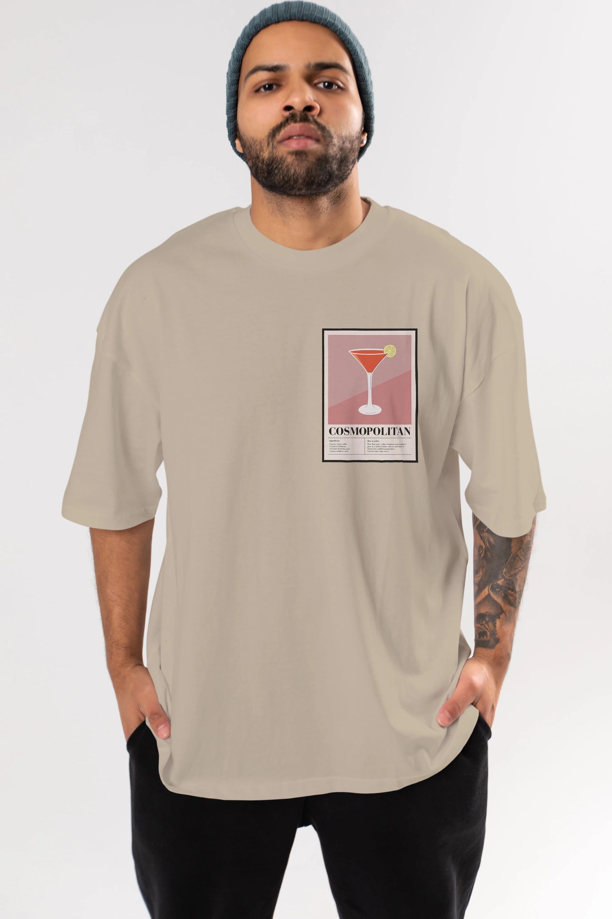 Cosmopolitan 3 Ön Sol Baskılı Oversize t-shirt Erkek Kadın Unisex %100 Pamuk Bisiklet Yaka tişort