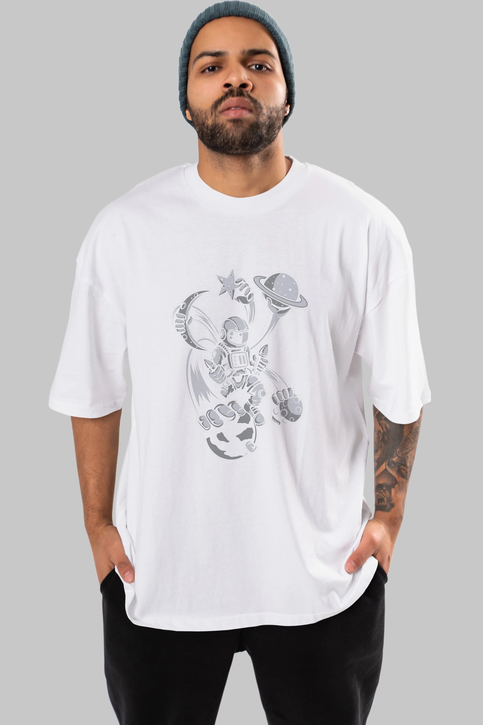 Astronaut Multiple Hands Ön Baskılı Oversize t-shirt Erkek Kadın Unisex