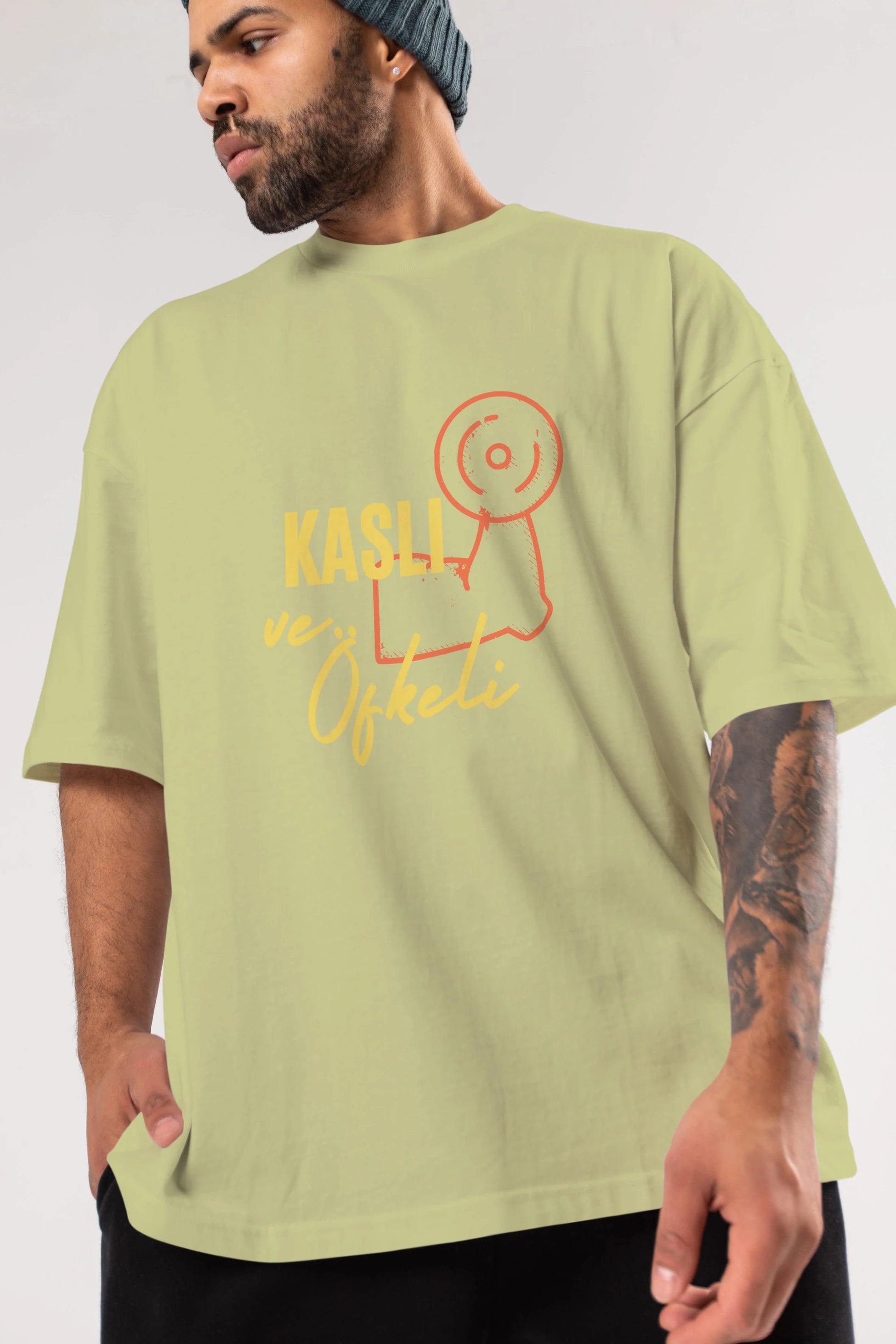 Kaslı ve Öfkeli Yazılı Ön Baskılı Oversize t-shirt Erkek Kadın Unisex