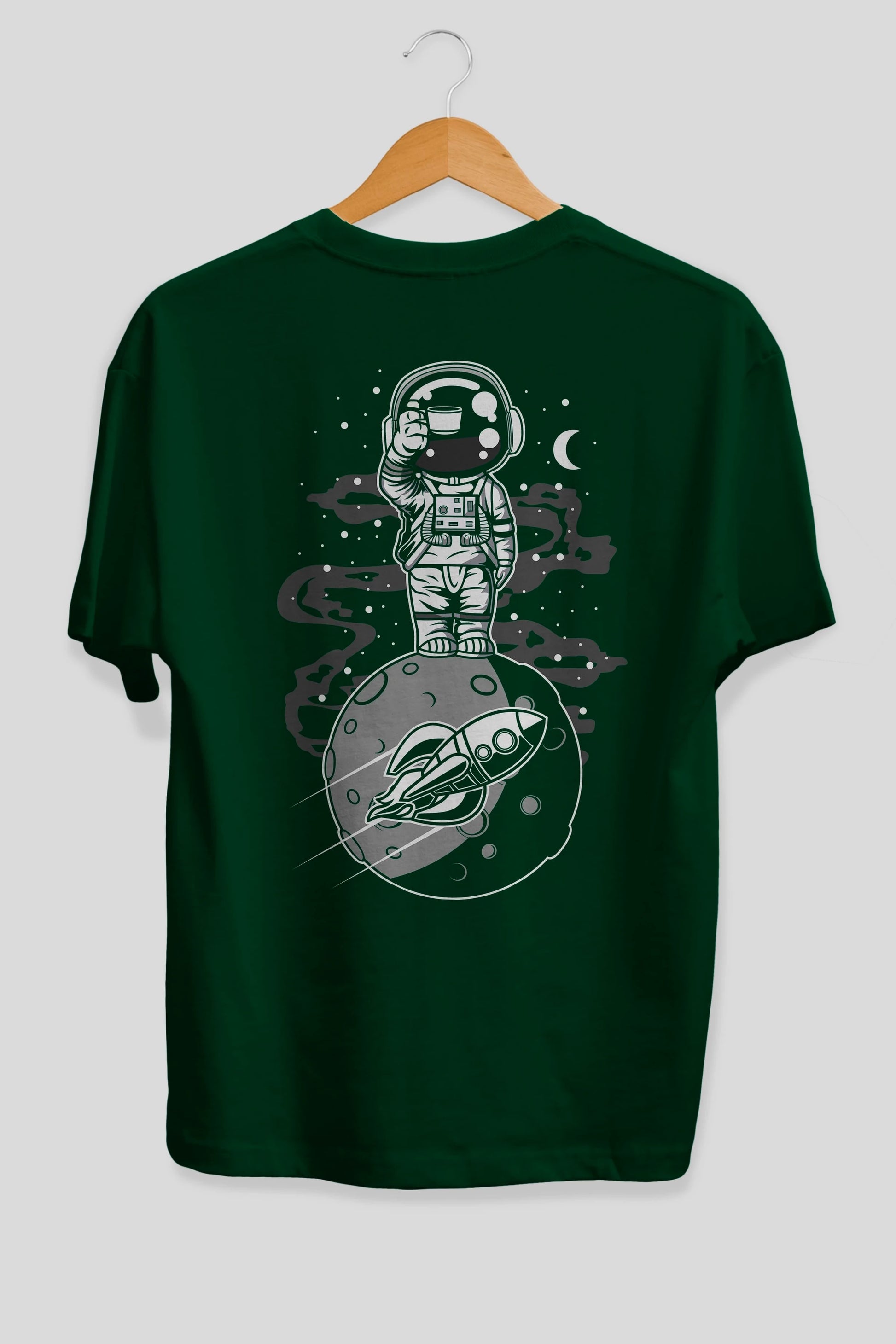 Astronaut Standing On The Moon Arka Baskılı Oversize t-shirt Erkek Kadın Unisex