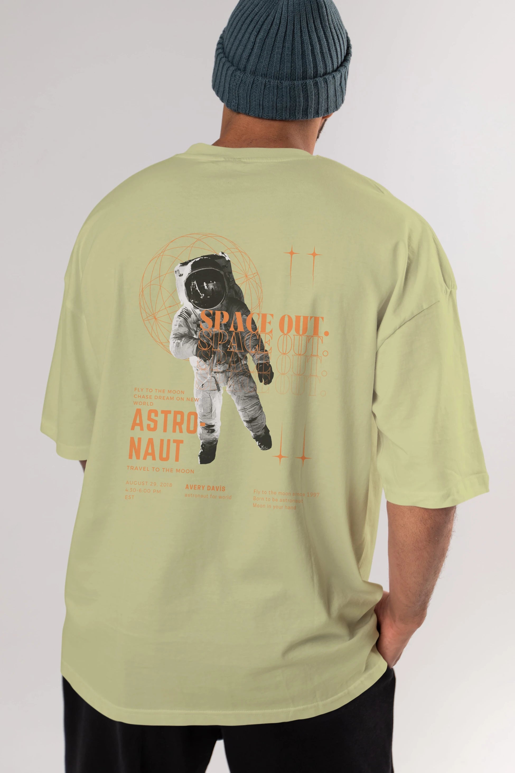 Astronaut Space Out Yazılı Arka Baskılı Oversize t-shirt Erkek Kadın Unisex