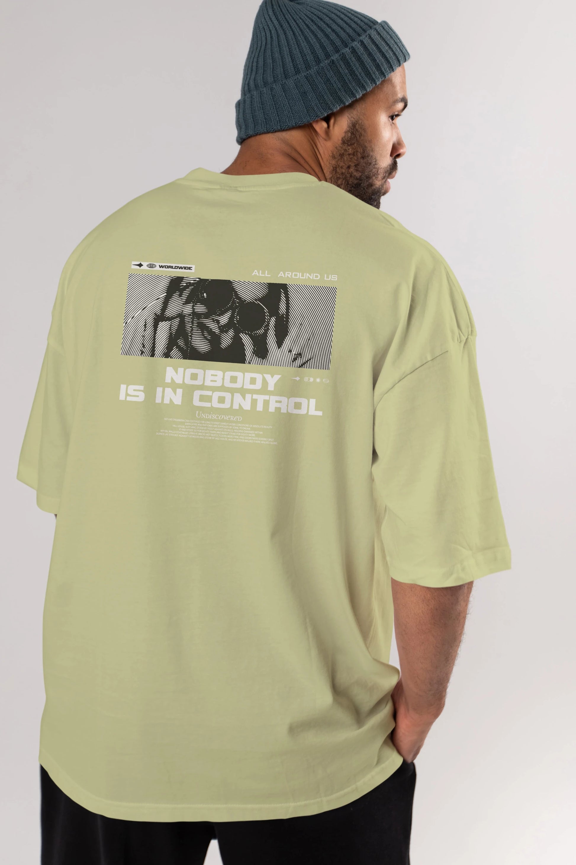 Nobody is in Control Arka Baskılı Oversize t-shirt Erkek Kadın Unisex