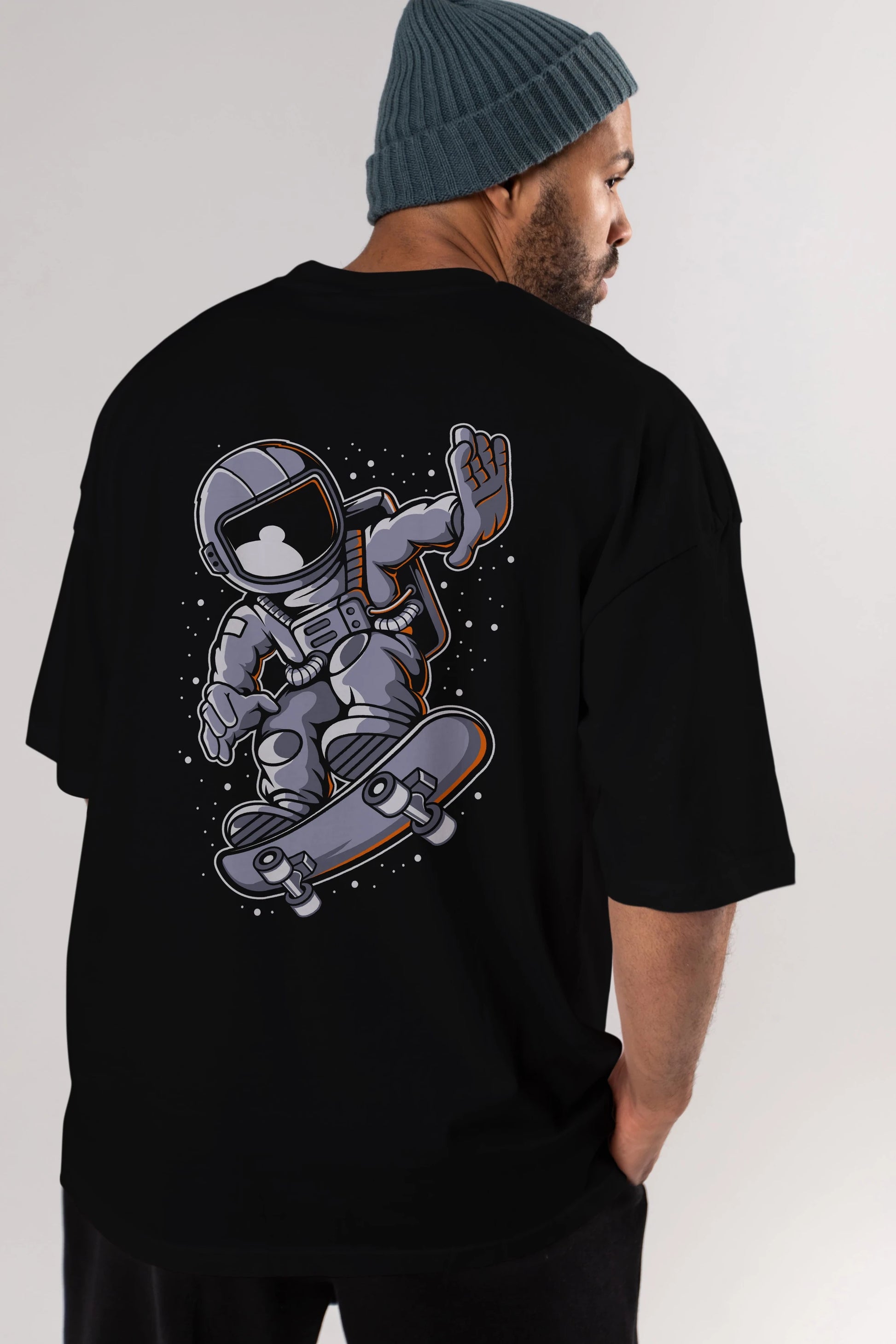 Astronaut Skateboard Arka Baskılı Oversize t-shirt Erkek Kadın Unisex