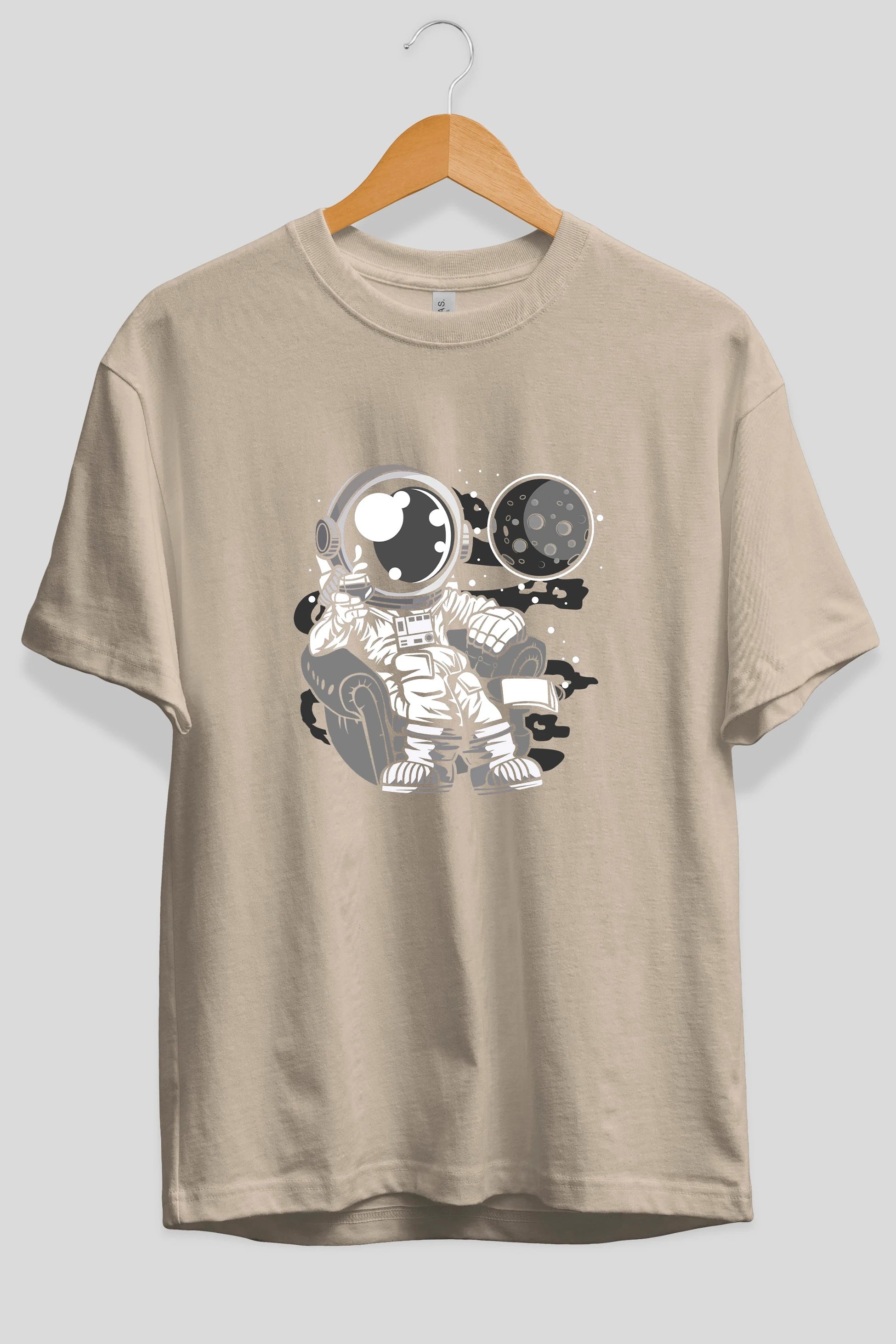 Astronaut Drinking And Relax Ön Baskılı Oversize t-shirt Erkek Kadın Unisex