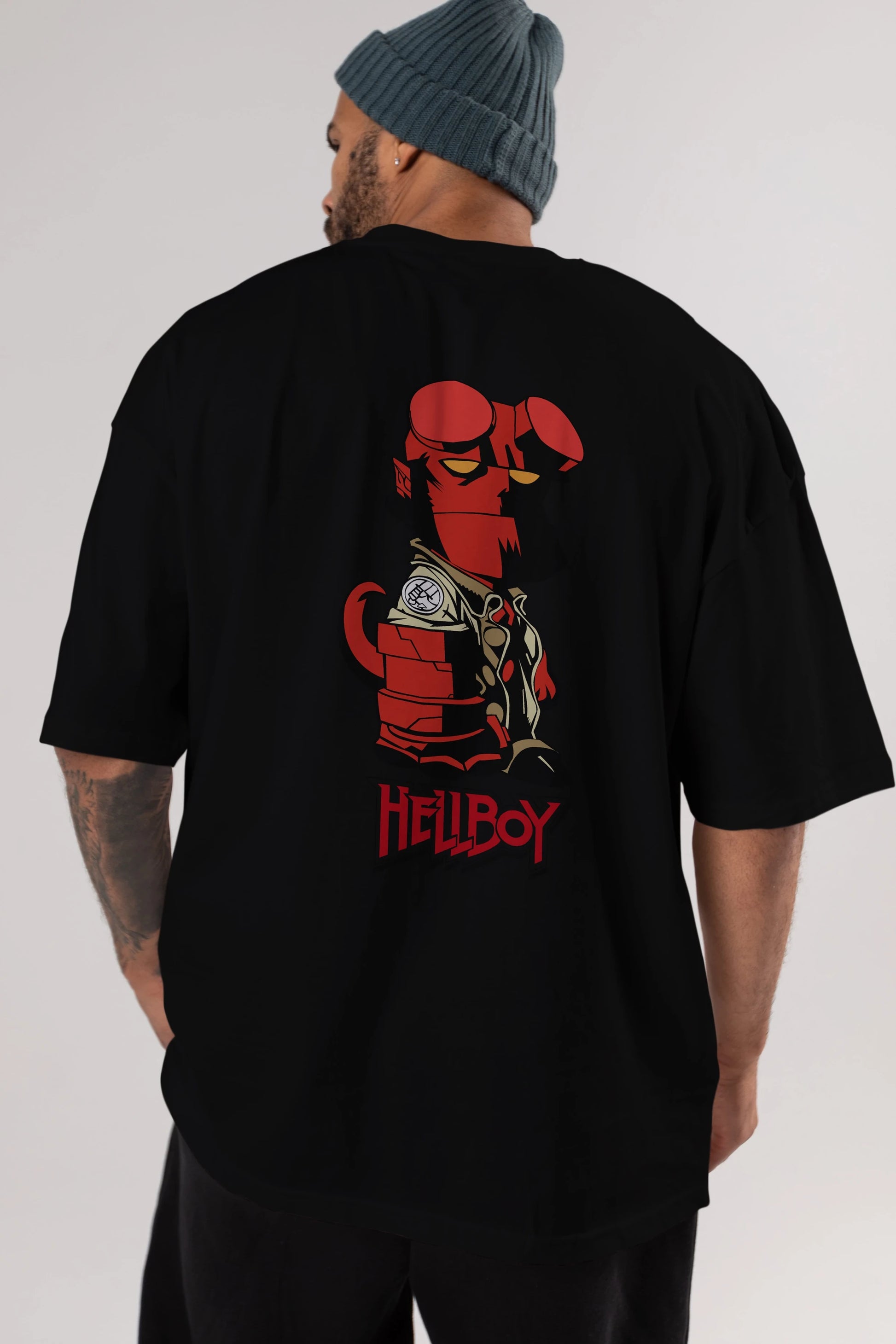 Hellboy (1) Arka Baskılı Oversize t-shirt Erkek Kadın Unisex %100 Pamuk Bisiklet Yaka tişort
