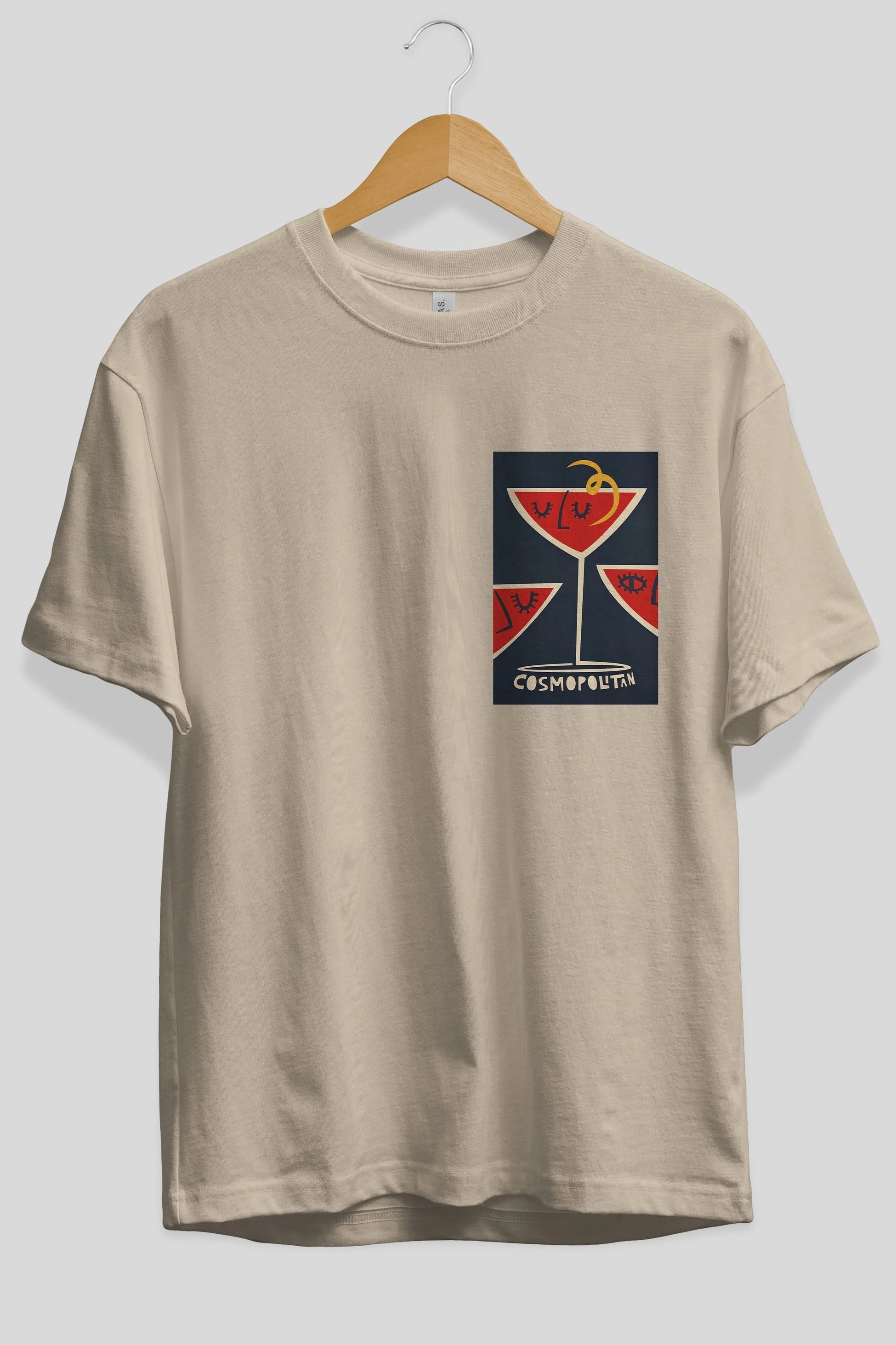Cosmopolitan 4 Ön Sol Baskılı Oversize t-shirt Erkek Kadın Unisex %100 Pamuk Bisiklet Yaka tişort