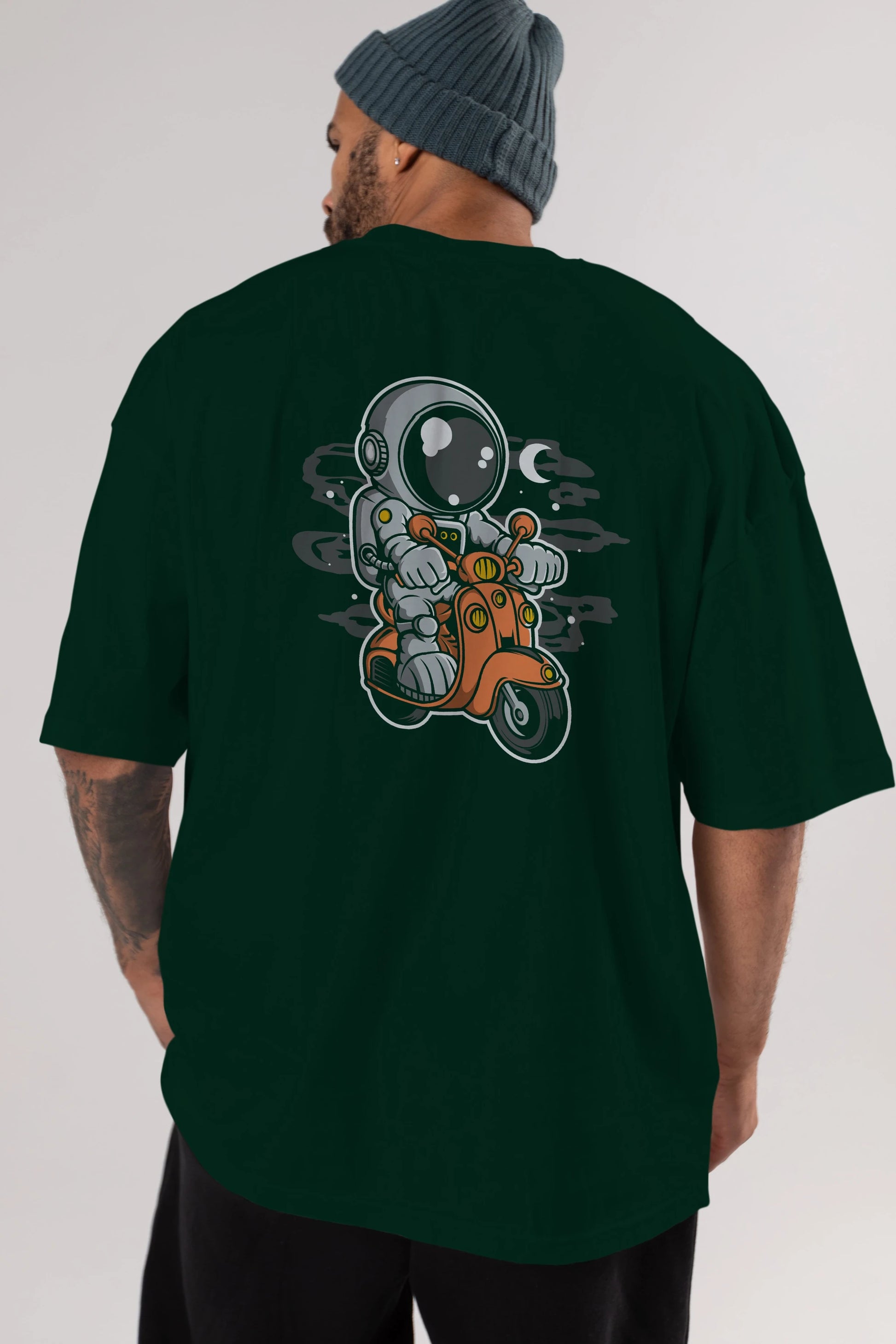 Astronaut Scooter Arka Baskılı Oversize t-shirt Erkek Kadın Unisex