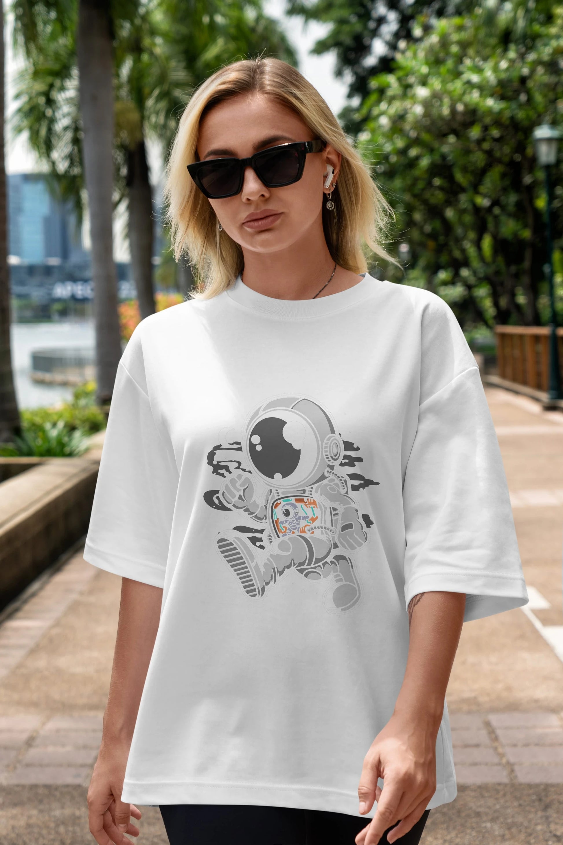 Astronaut Robotic Machine Ön Baskılı Oversize t-shirt Erkek Kadın Unisex
