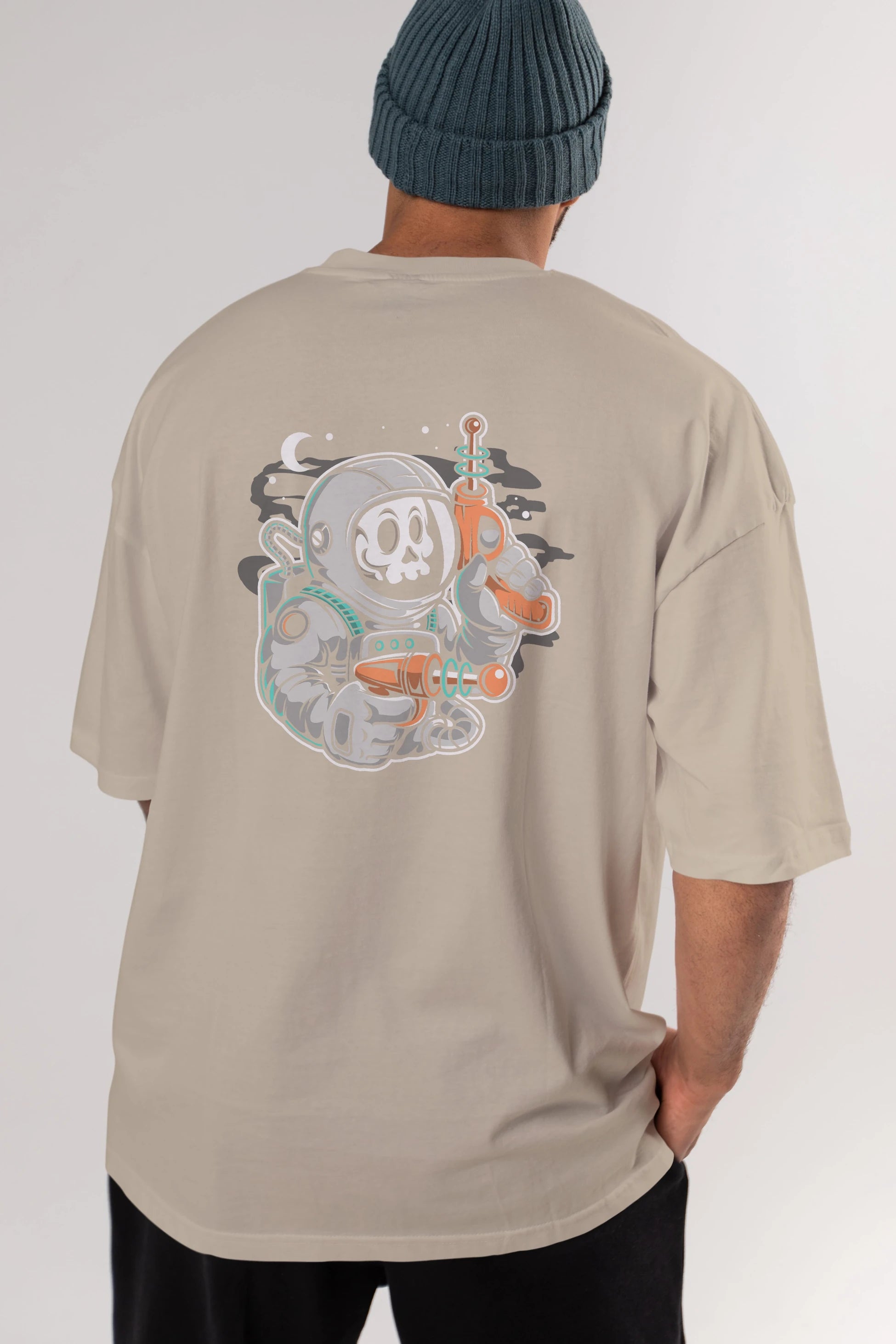 Astronaut Ray Gun Arka Baskılı Oversize t-shirt Erkek Kadın Unisex