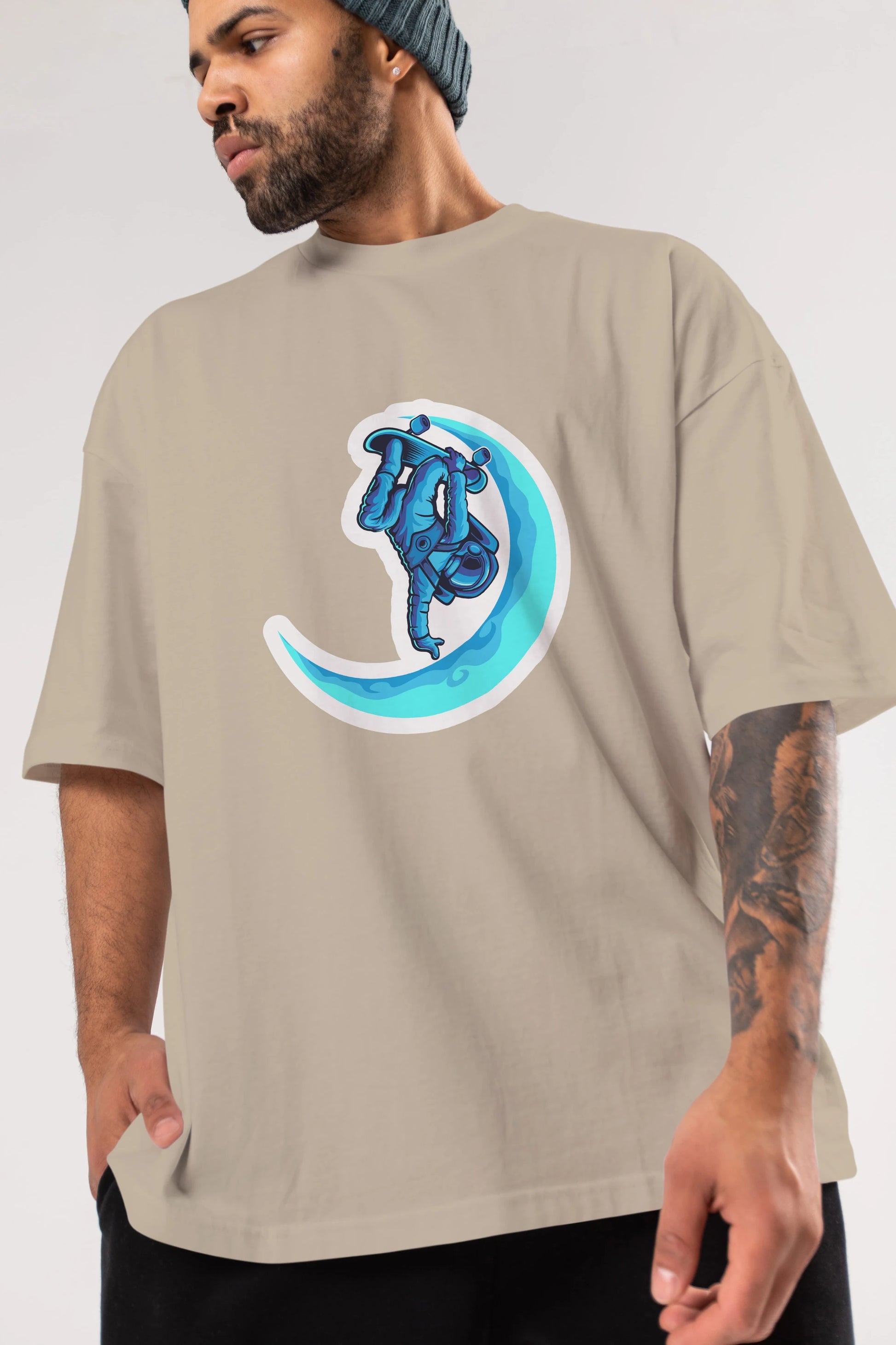 Skating on the moon sticker Ön Baskılı Oversize t-shirt Erkek Kadın Unisex