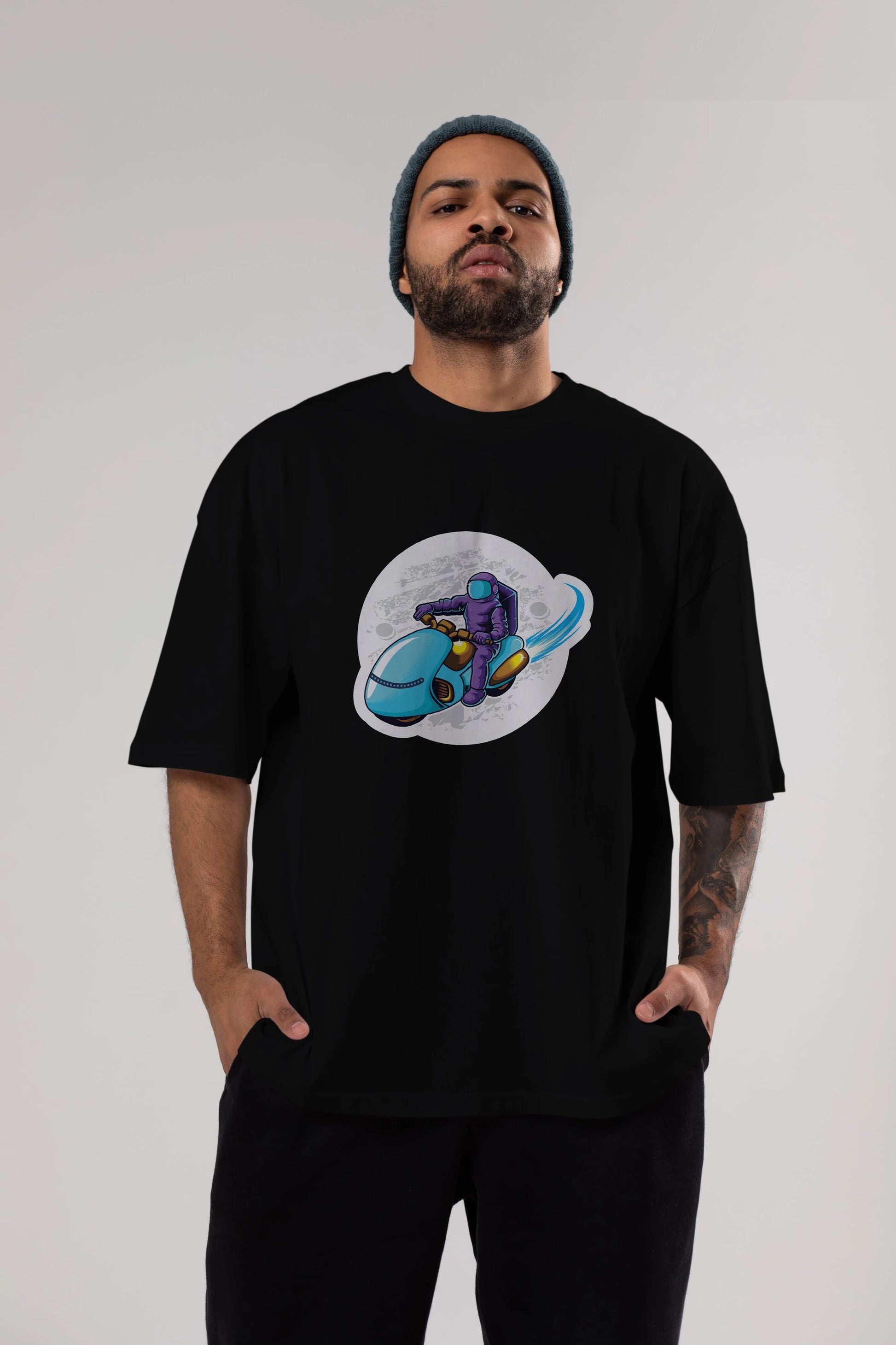 Astrorider in Space Sticker Ön Baskılı Oversize t-shirt Erkek Kadın Unisex