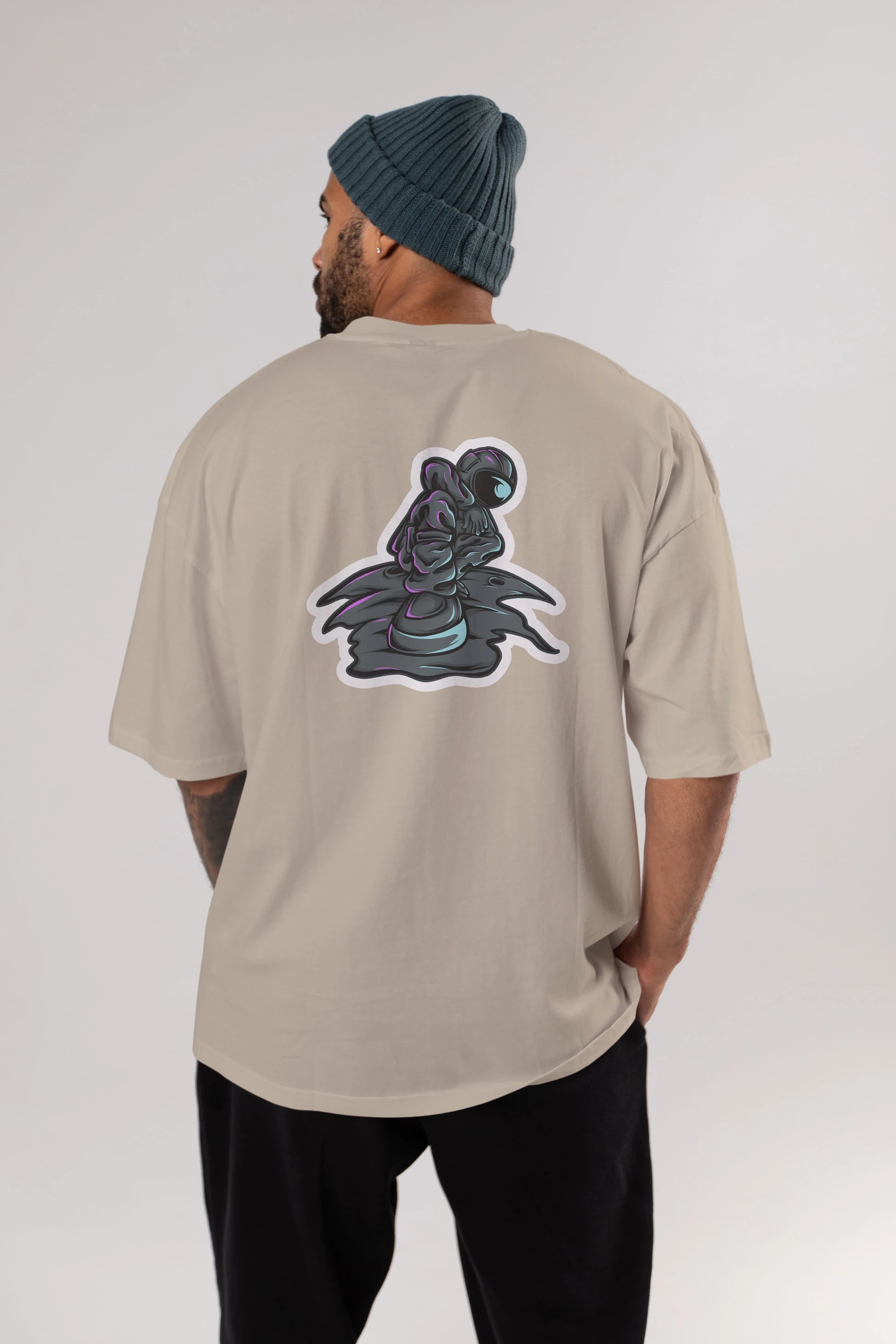 Stylish Astronaut Sticker Arka Baskılı Oversize t-shirt Erkek Kadın Unisex